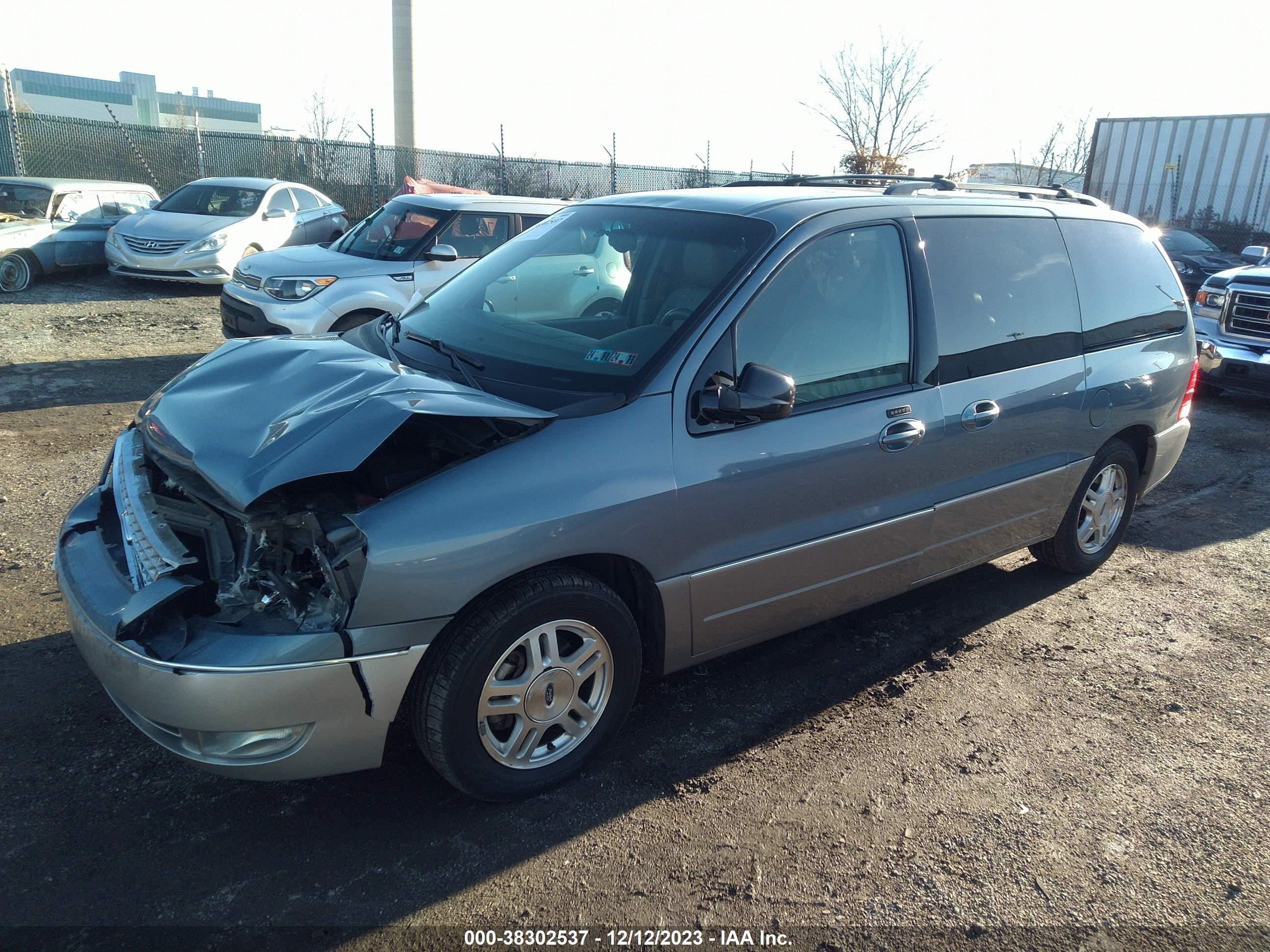 Photo 1 VIN: 2FMDA58224BB23817 - FORD FREESTAR 