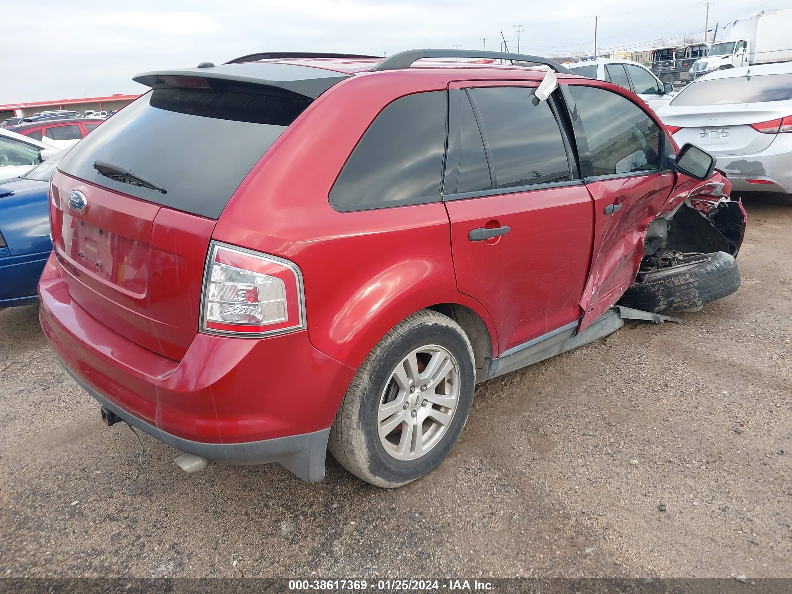 Photo 3 VIN: 2FMDK36C17BA30370 - FORD EDGE 