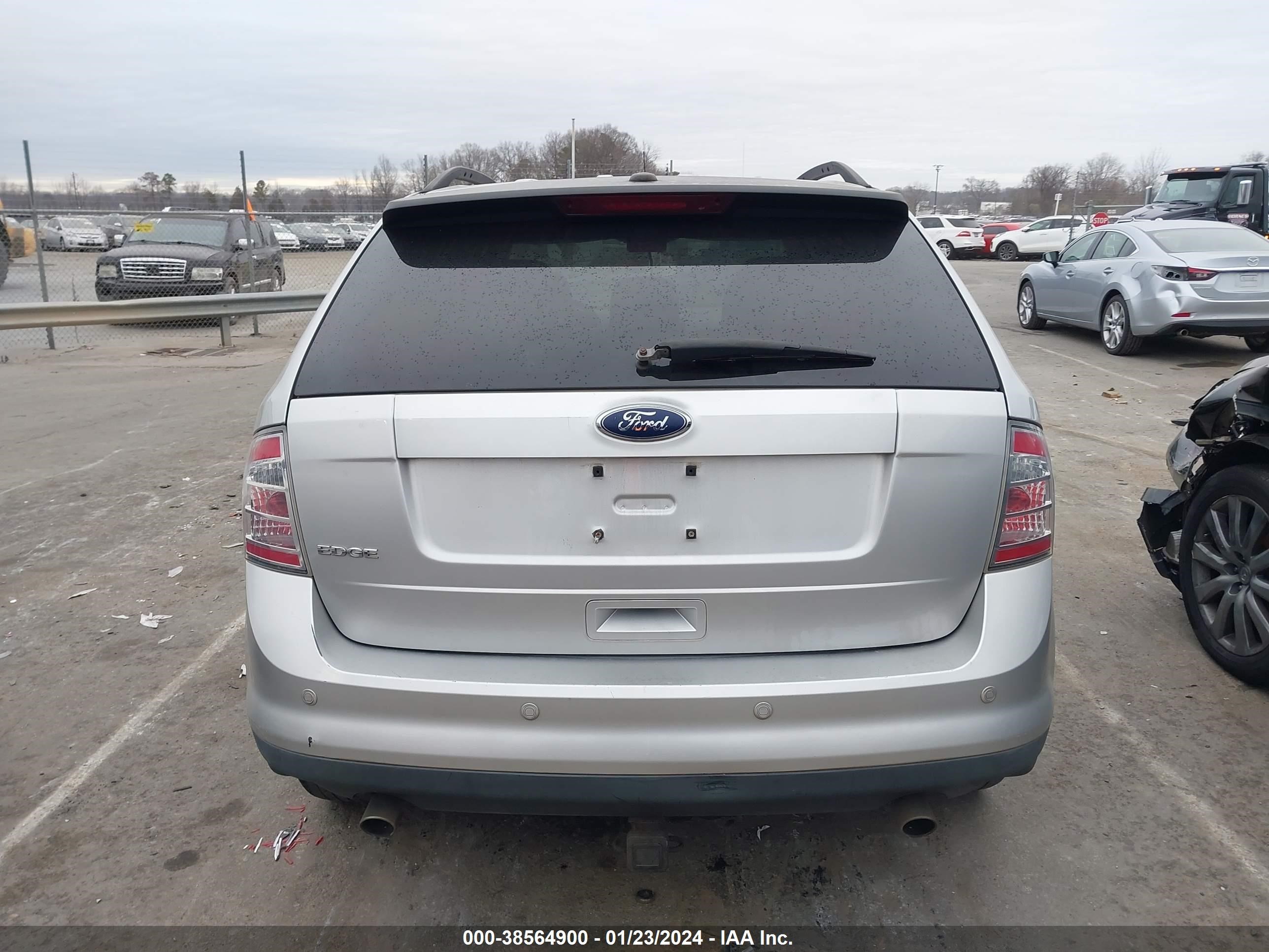 Photo 15 VIN: 2FMDK36C19BA92175 - FORD EDGE 