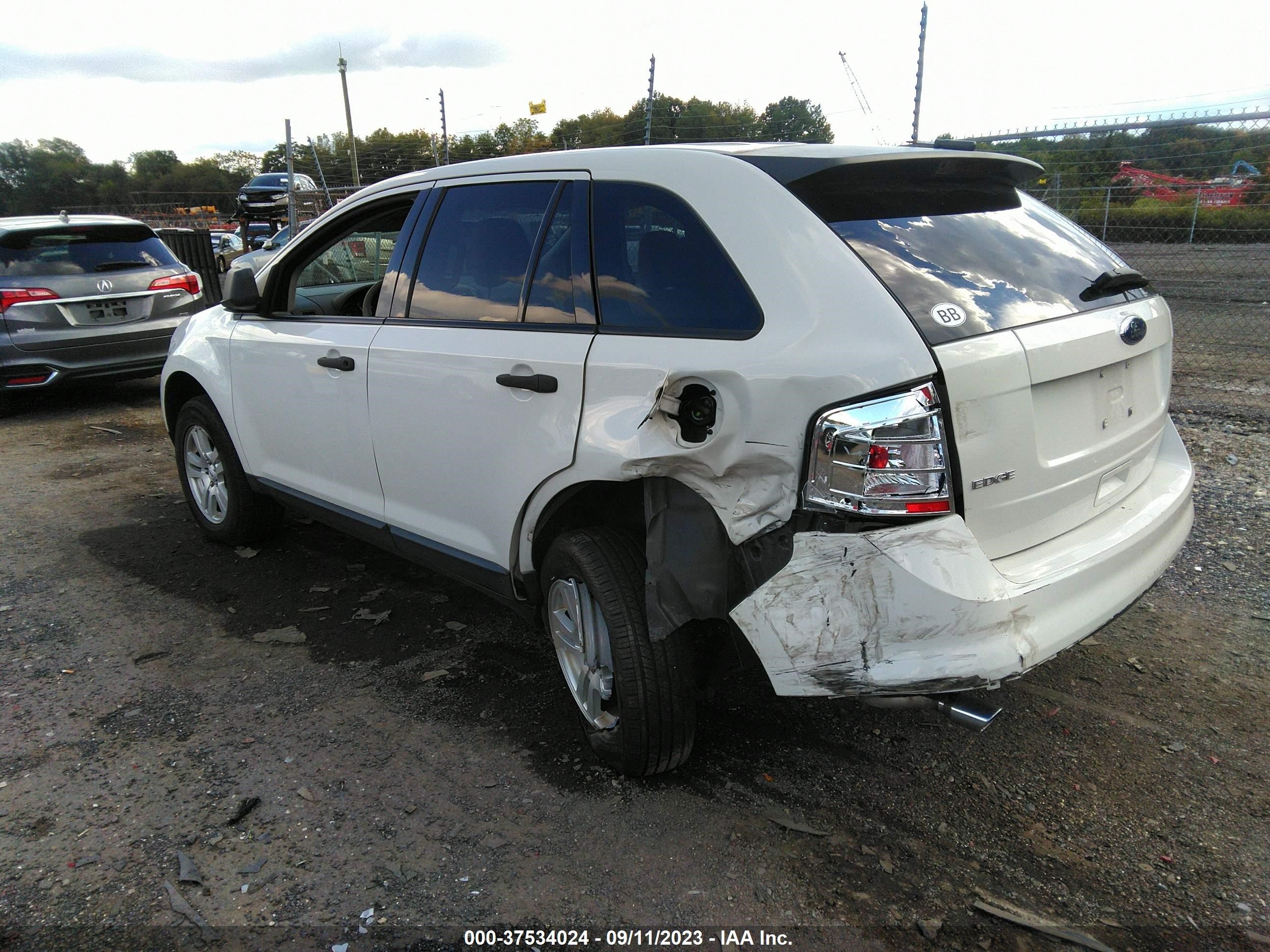 Photo 2 VIN: 2FMDK36C39BA50011 - FORD EDGE 