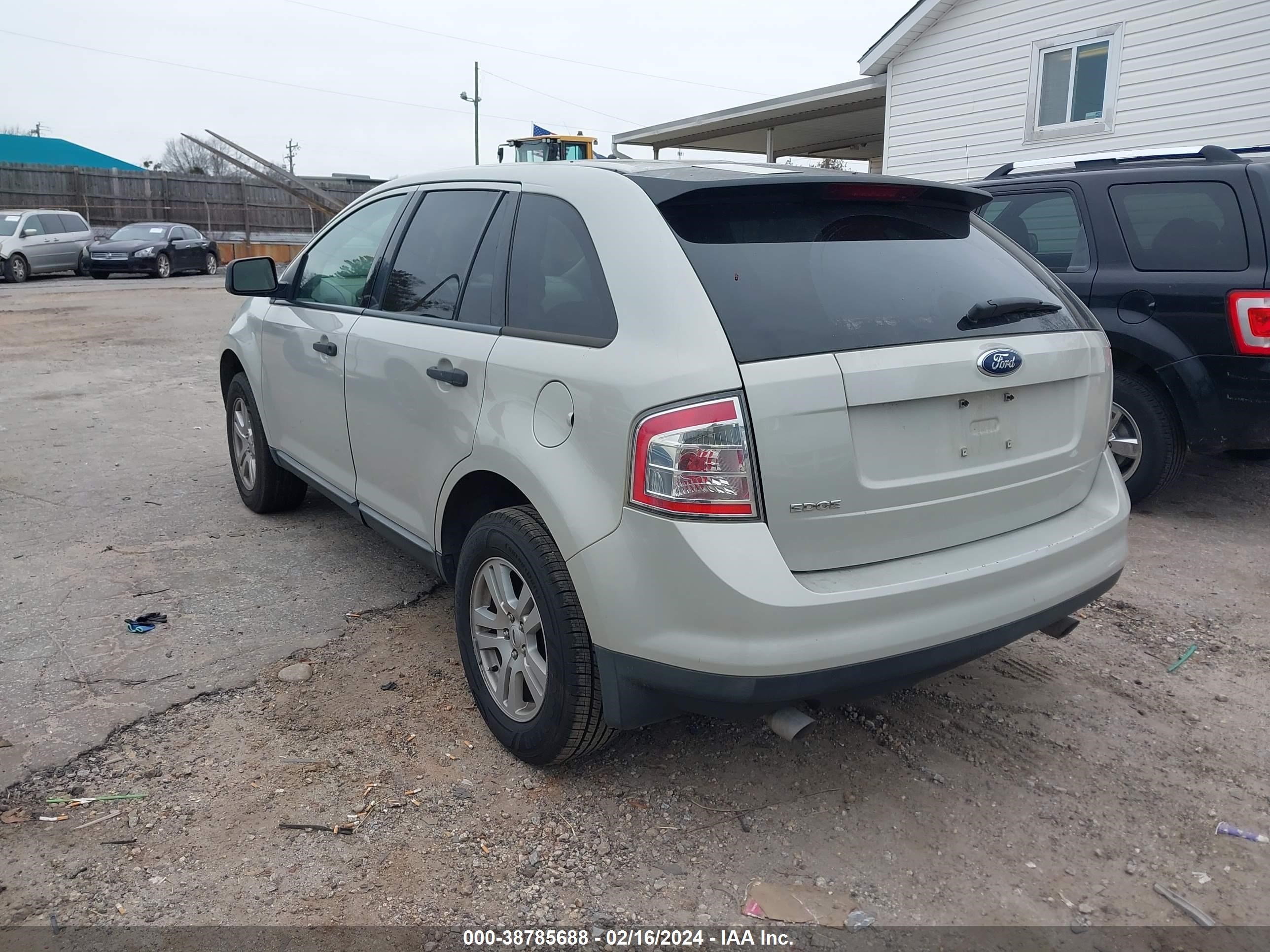 Photo 2 VIN: 2FMDK36C47BB63205 - FORD EDGE 