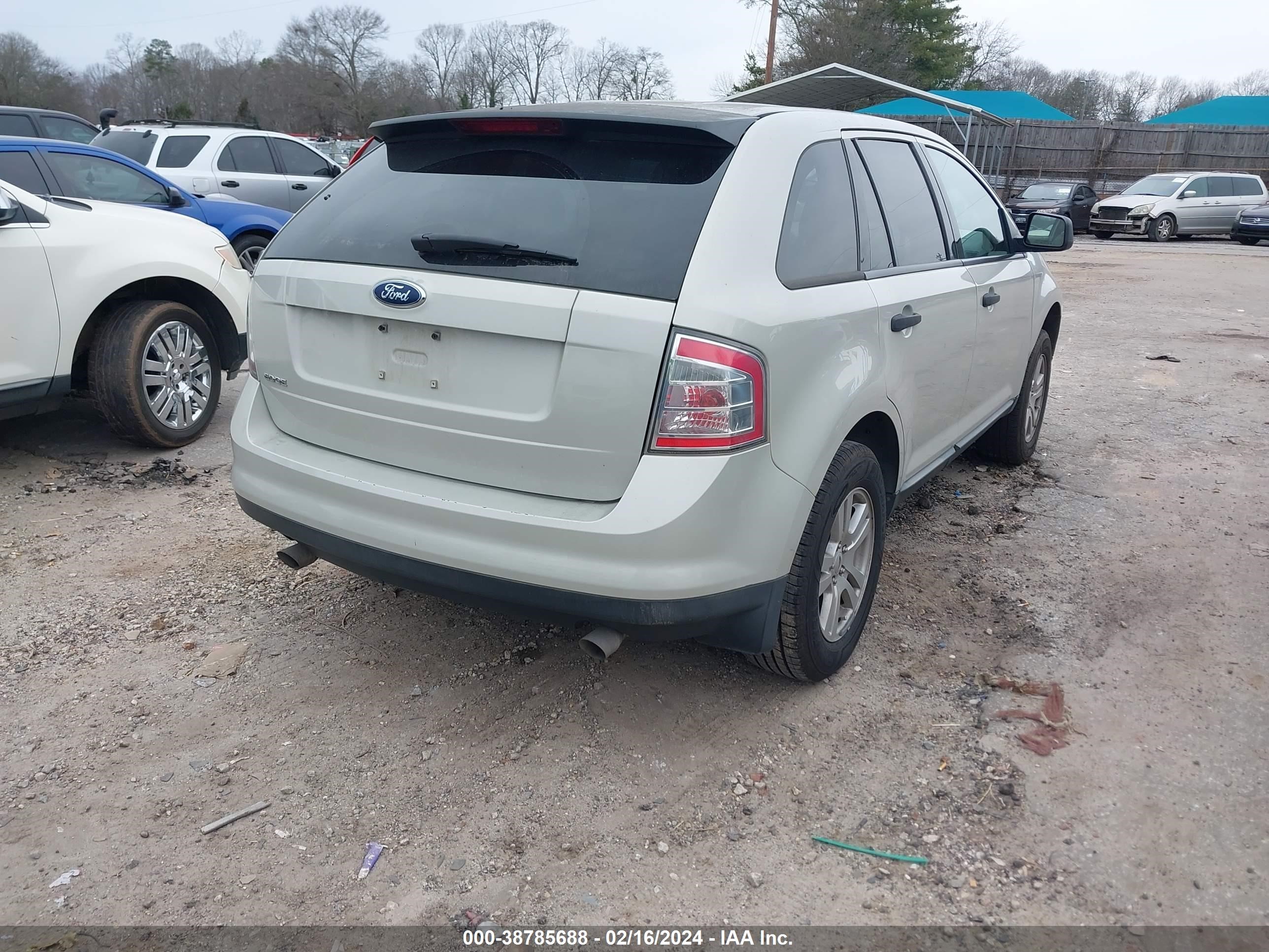 Photo 3 VIN: 2FMDK36C47BB63205 - FORD EDGE 