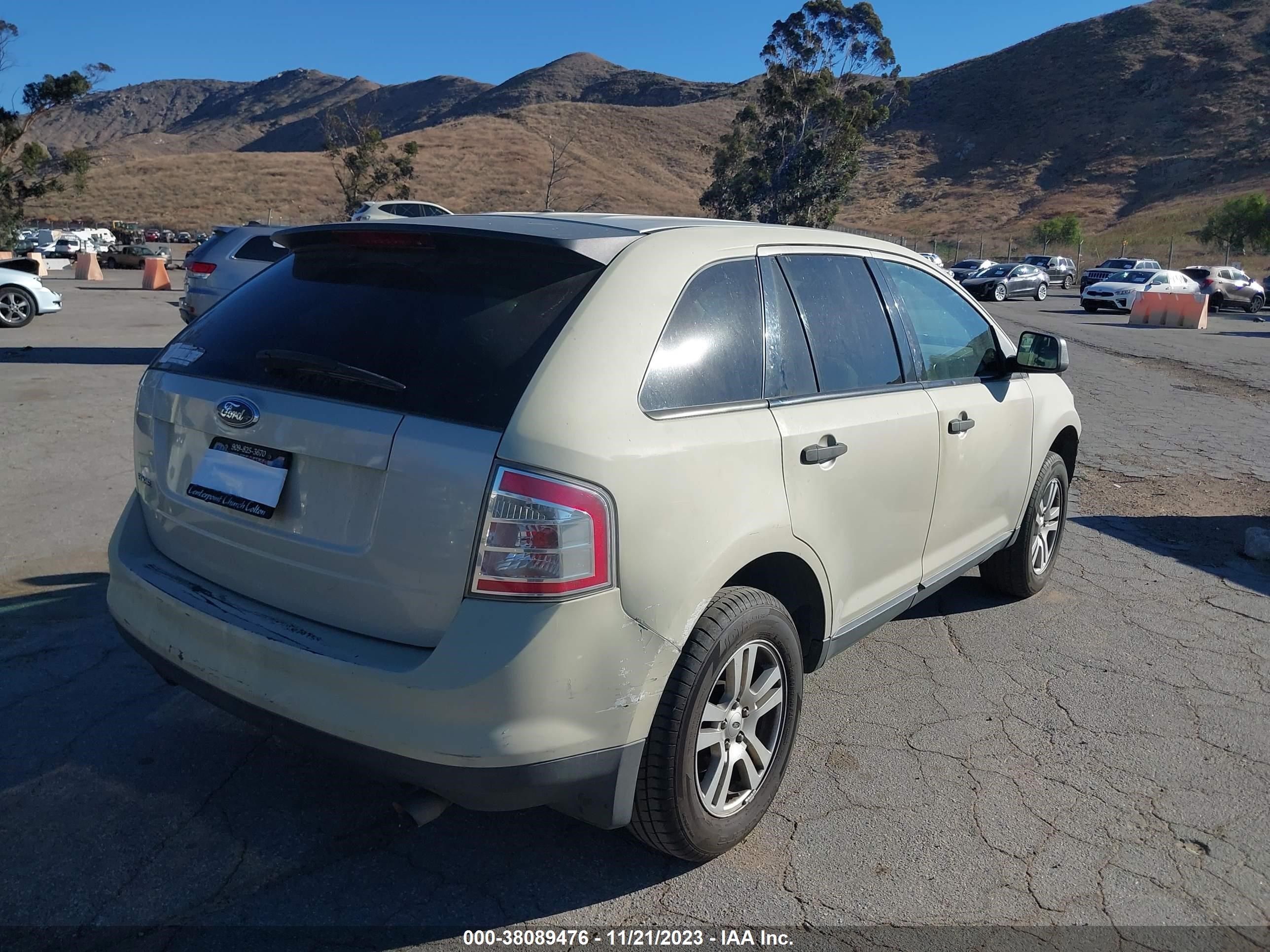 Photo 3 VIN: 2FMDK36C67BA99944 - FORD EDGE 