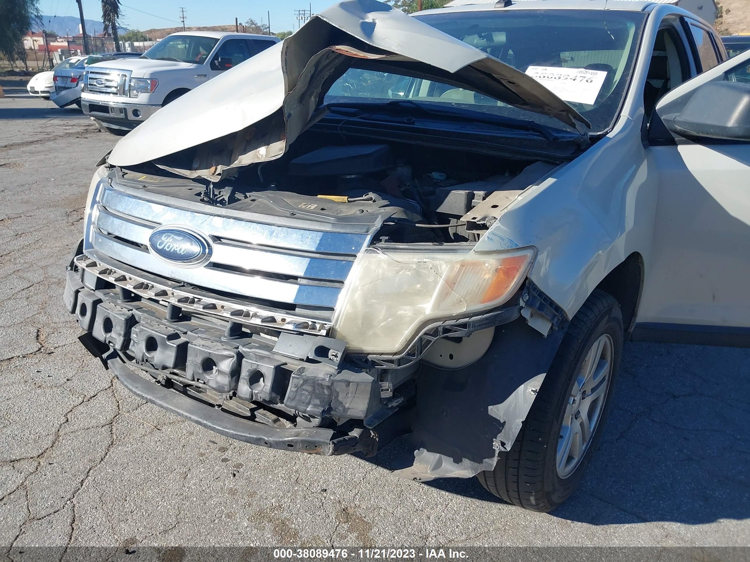 Photo 5 VIN: 2FMDK36C67BA99944 - FORD EDGE 