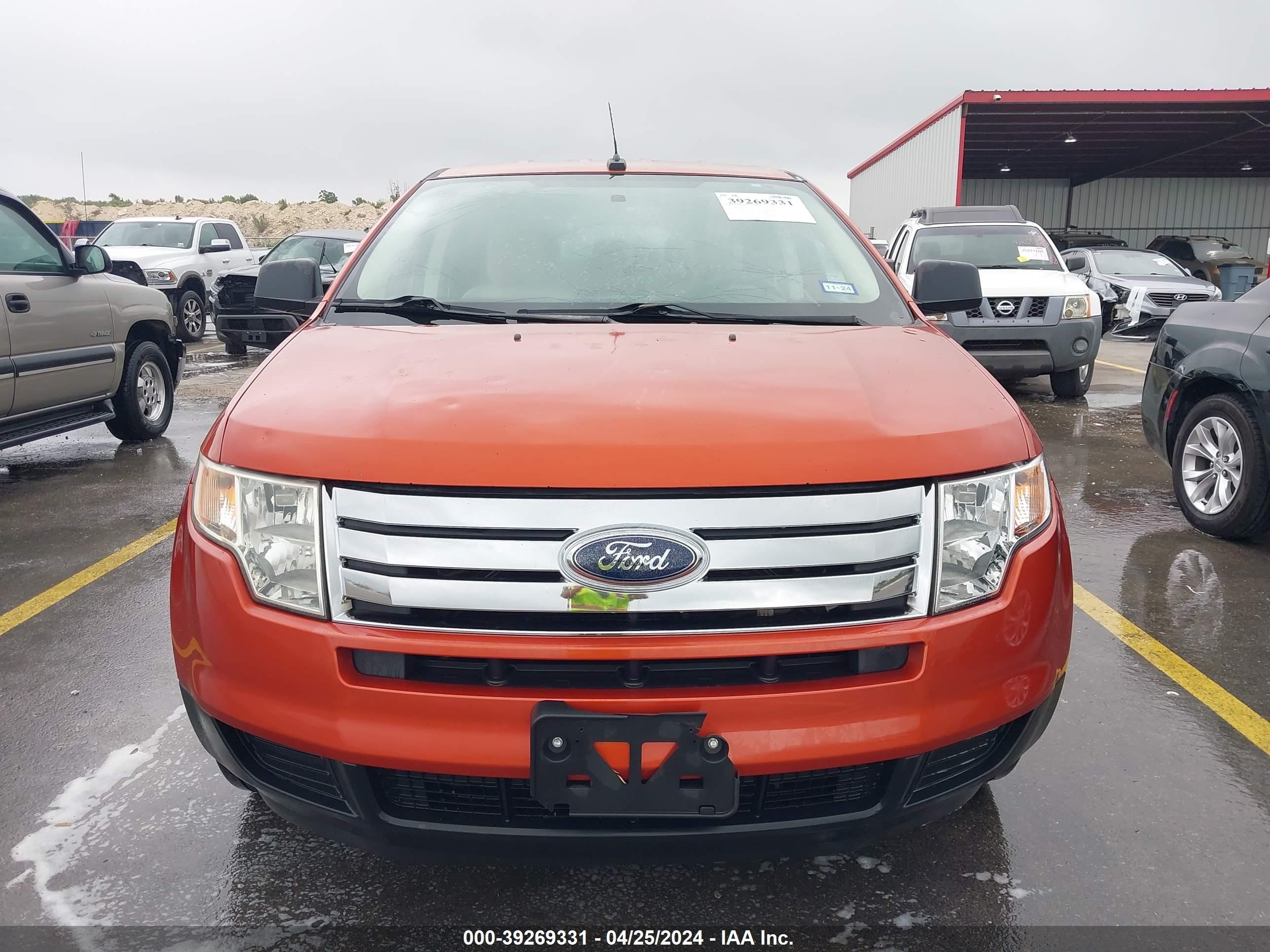 Photo 11 VIN: 2FMDK36C78BA68395 - FORD EDGE 