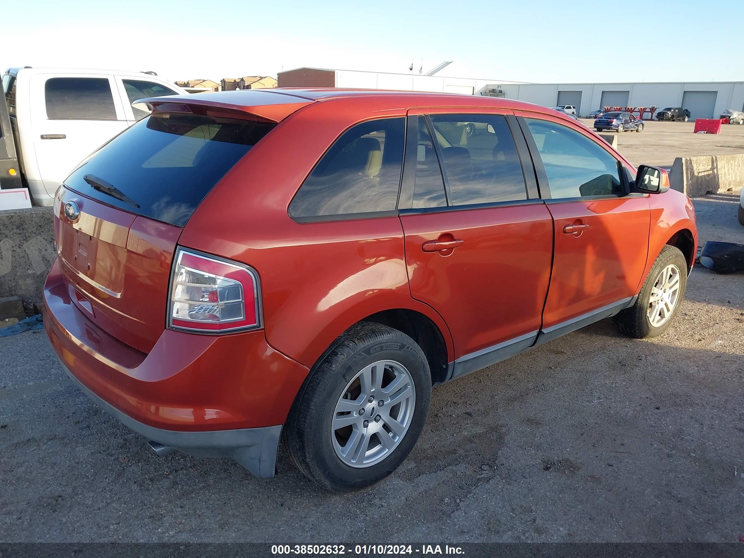 Photo 3 VIN: 2FMDK38C08BA12165 - FORD EDGE 