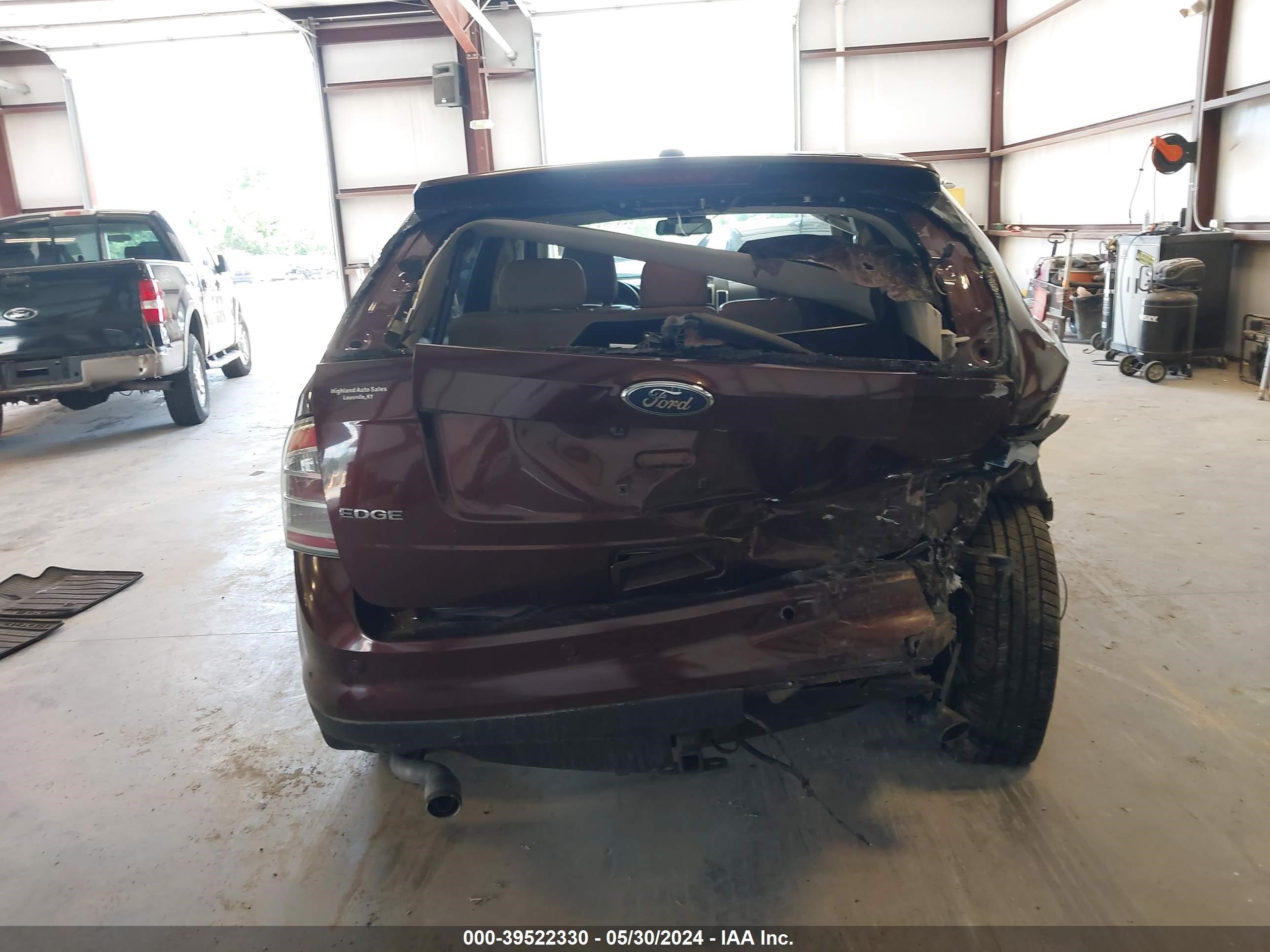 Photo 16 VIN: 2FMDK38C19BA44267 - FORD EDGE 