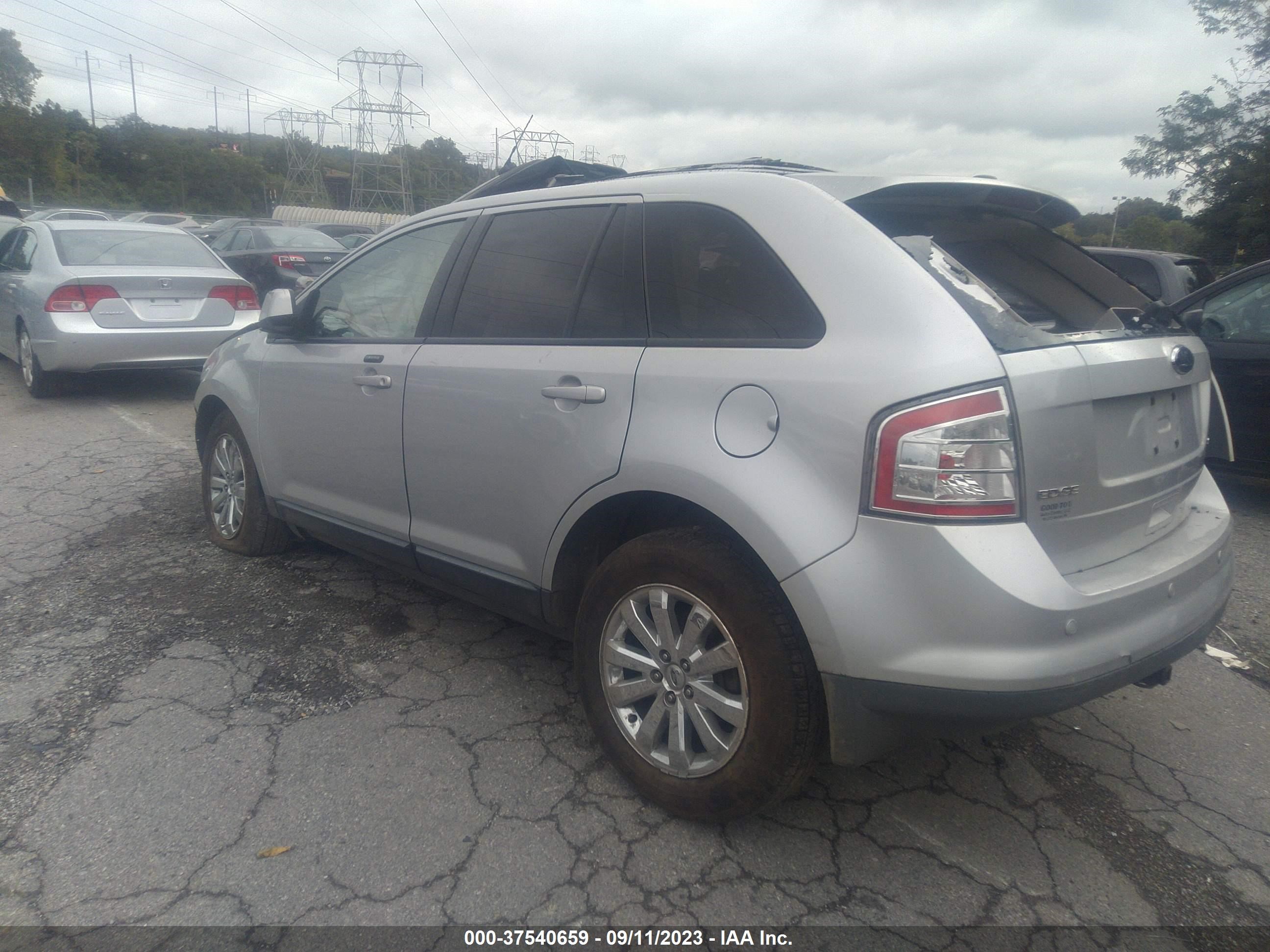 Photo 2 VIN: 2FMDK38C19BA59786 - FORD EDGE 