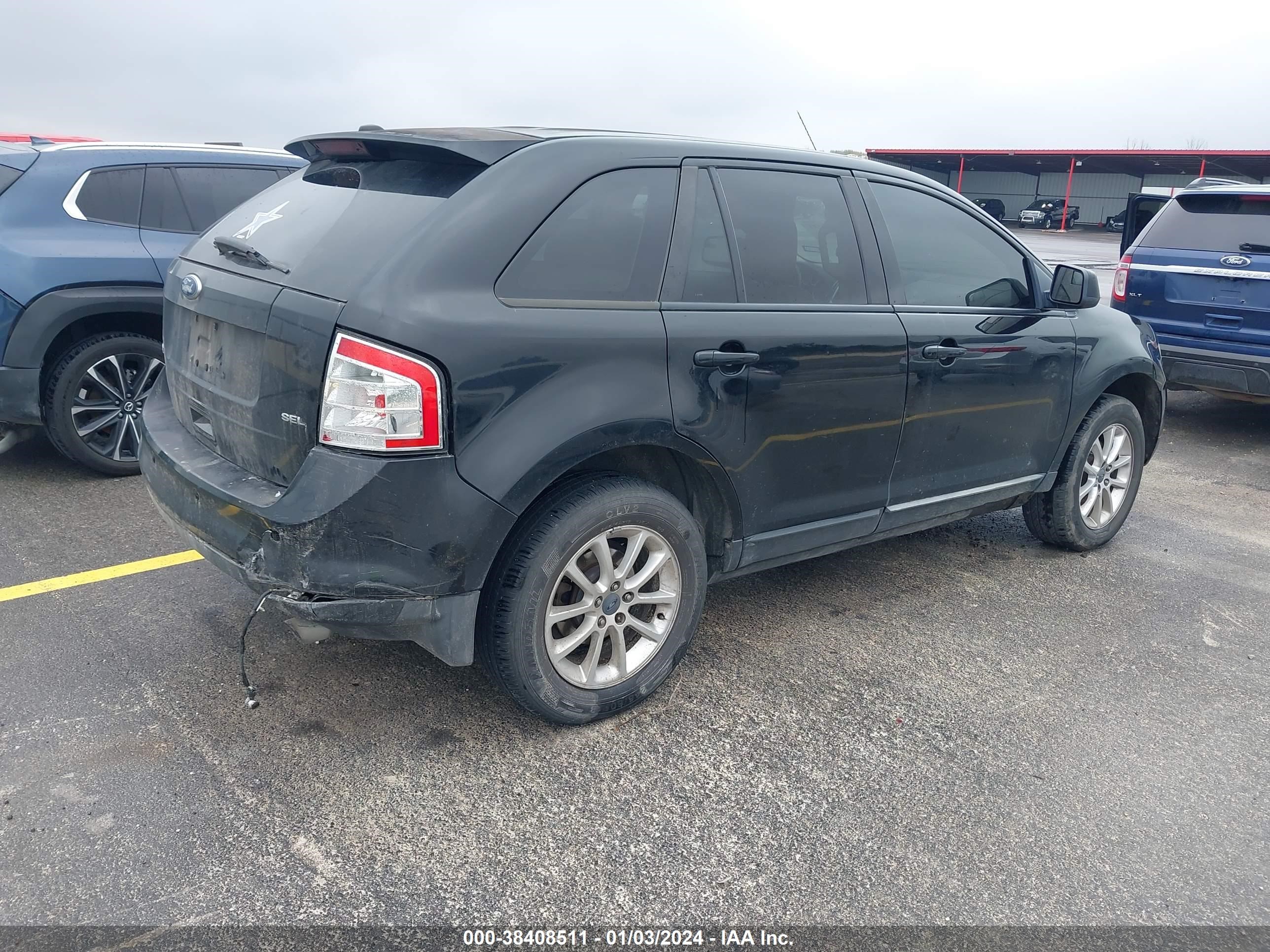 Photo 3 VIN: 2FMDK38C19BA64406 - FORD EDGE 