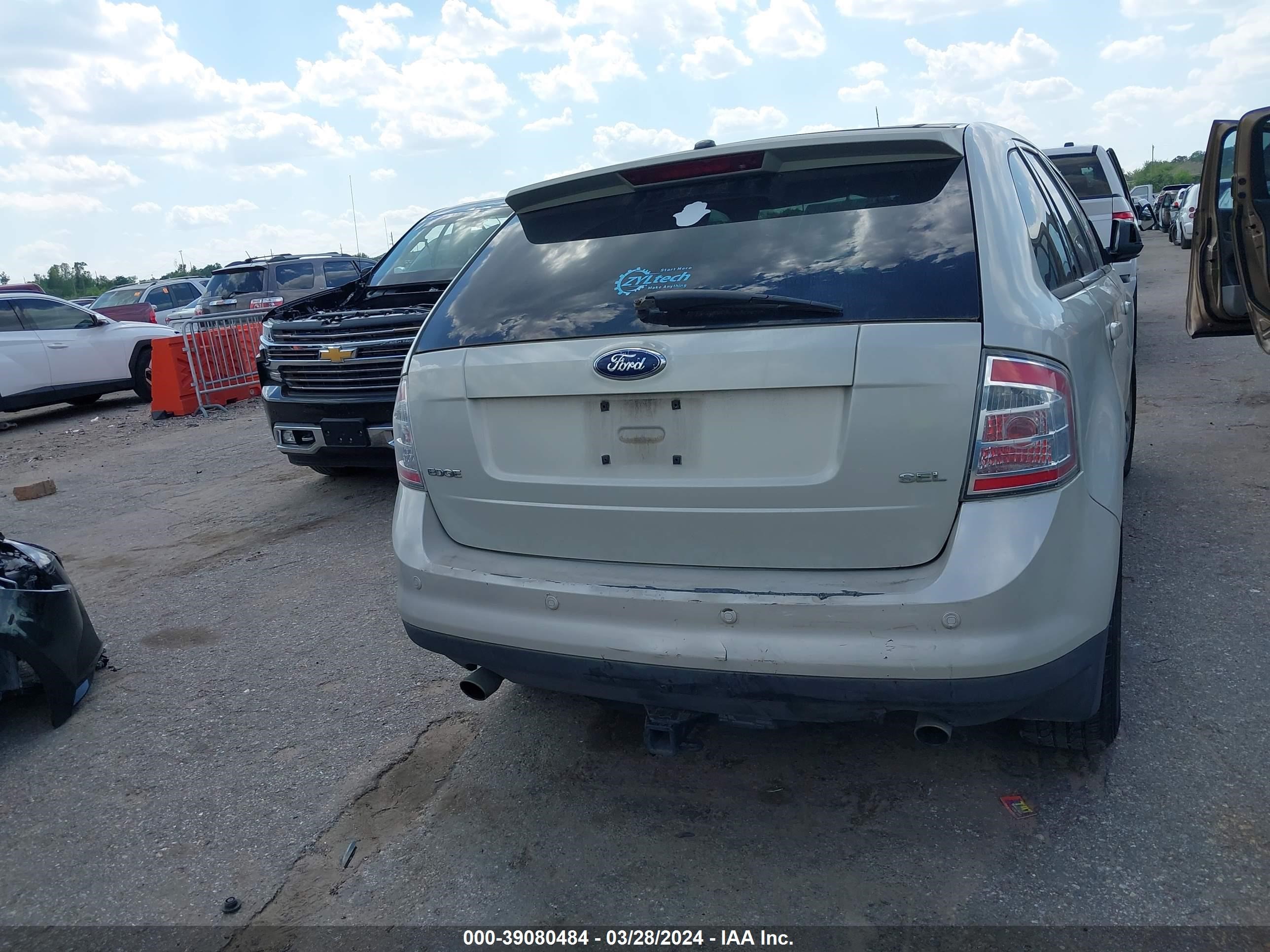 Photo 5 VIN: 2FMDK38C37BB51172 - FORD EDGE 