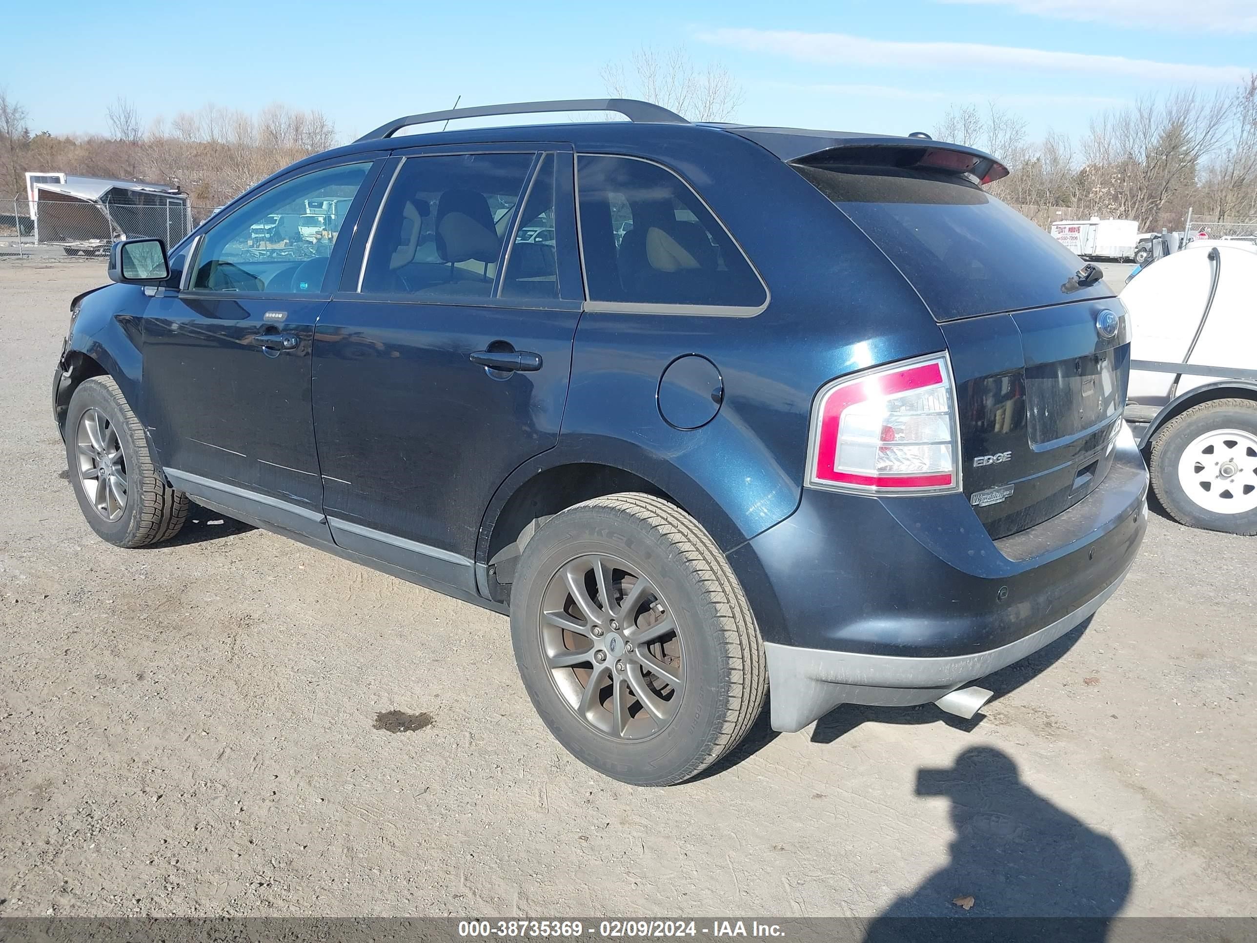 Photo 2 VIN: 2FMDK38C48BB42532 - FORD EDGE 