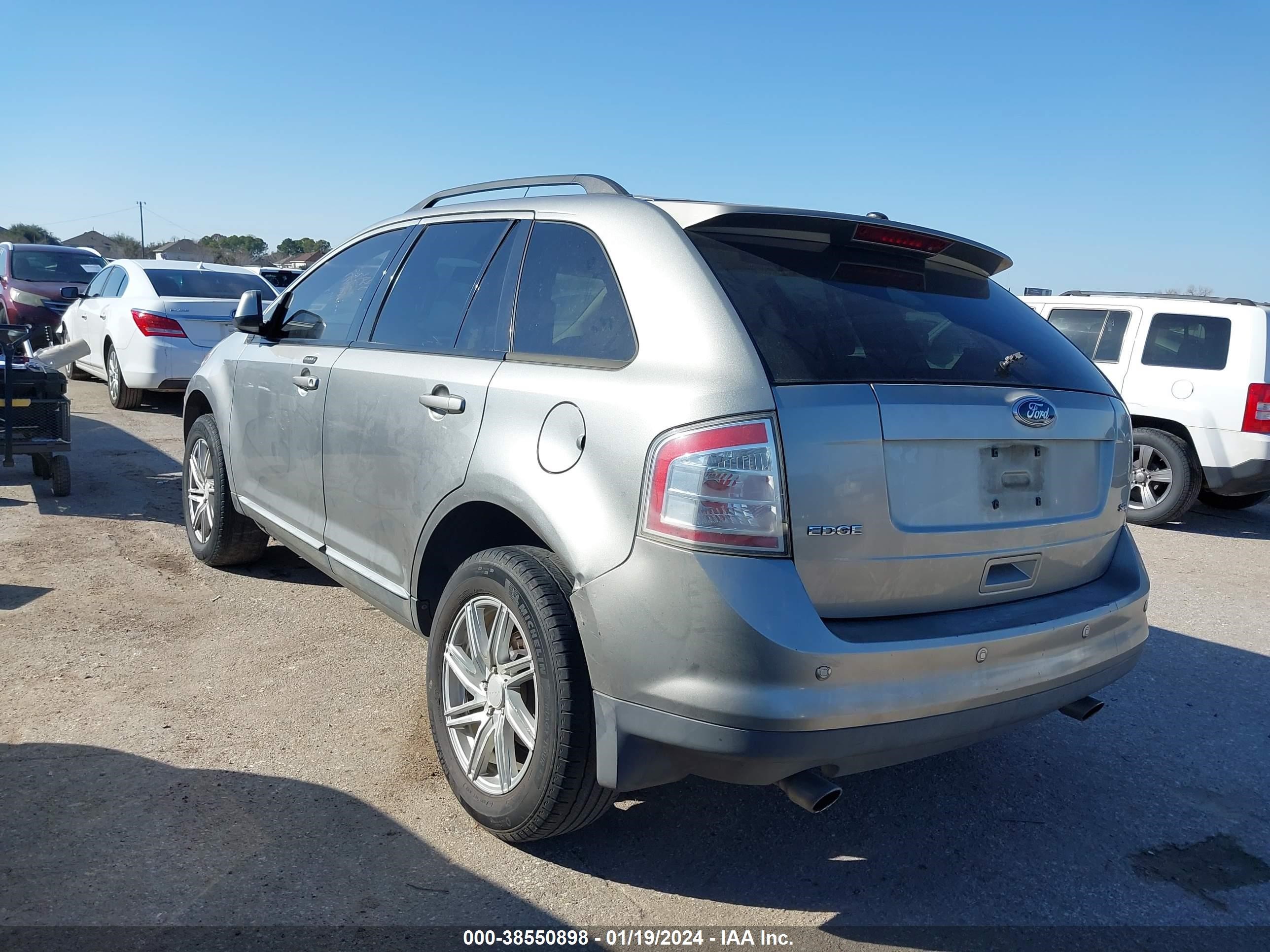 Photo 2 VIN: 2FMDK38C58BA57473 - FORD EDGE 