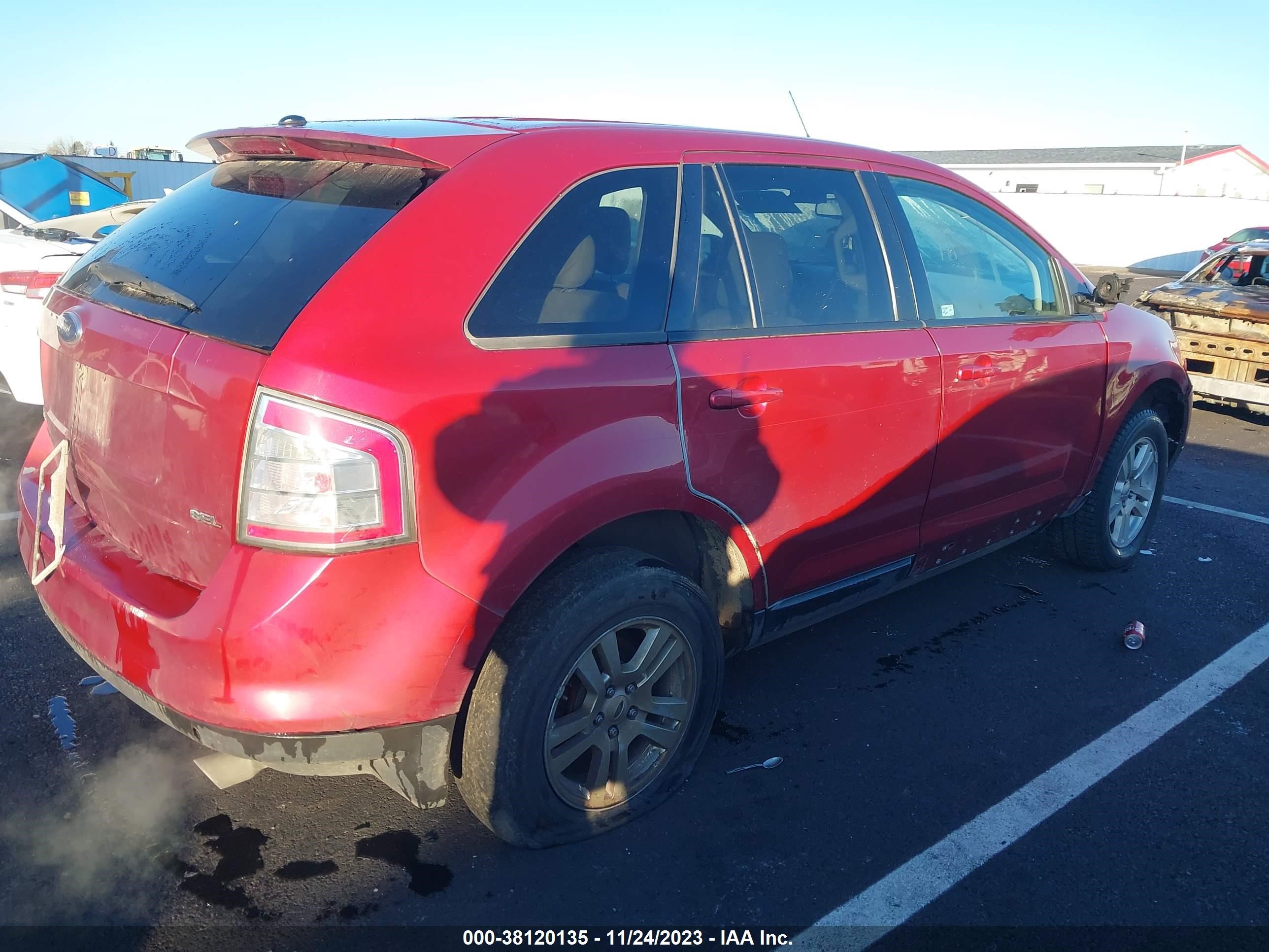 Photo 3 VIN: 2FMDK38C58BB02024 - FORD EDGE 