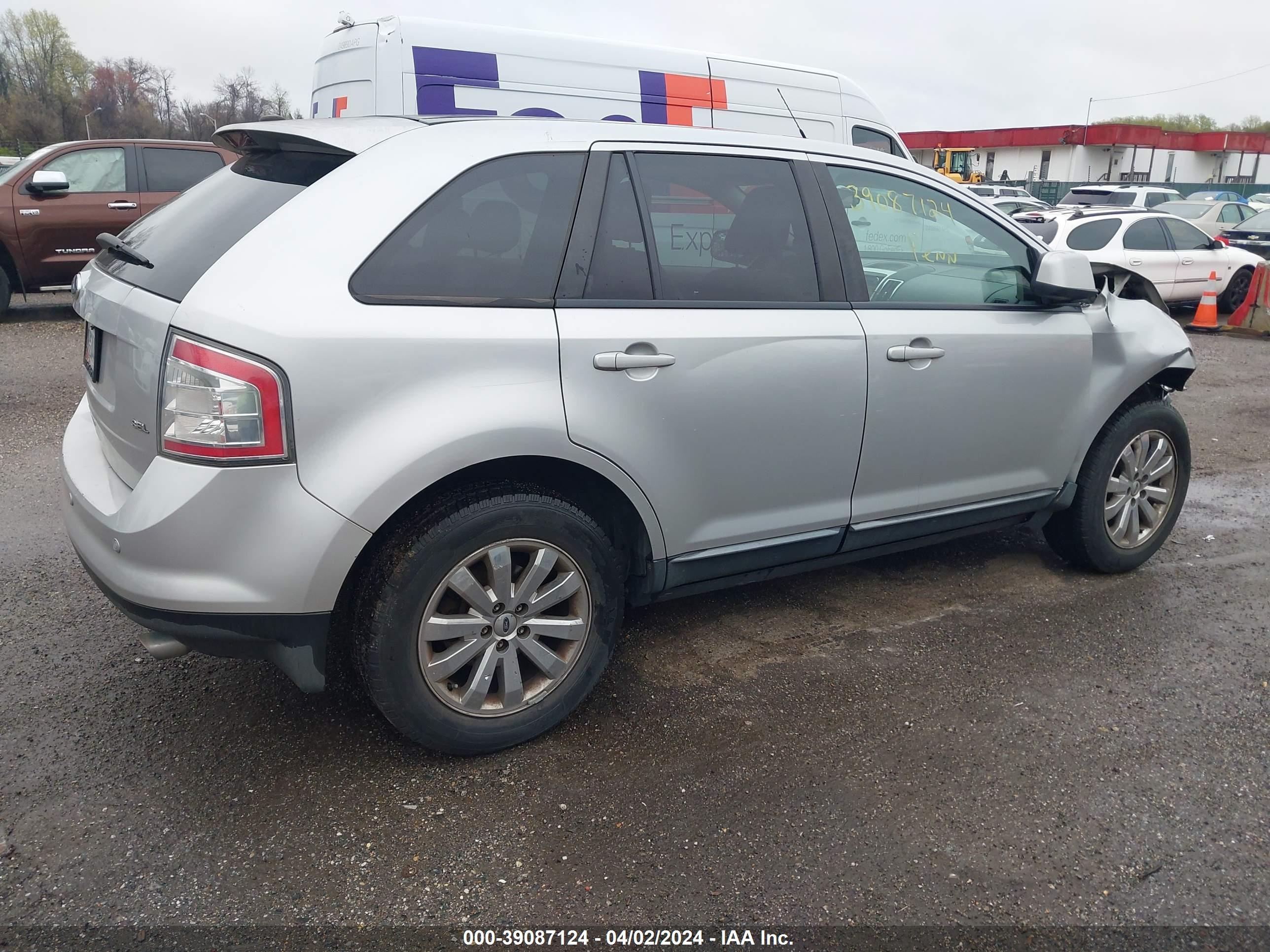 Photo 3 VIN: 2FMDK38C69BA53434 - FORD EDGE 