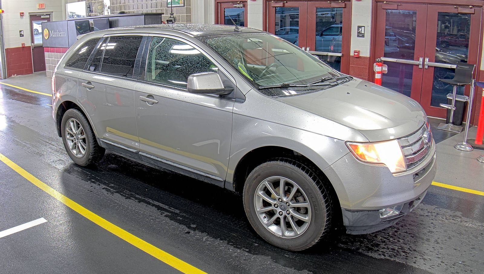 Photo 2 VIN: 2FMDK38C88BA34964 - FORD EDGE FWD 