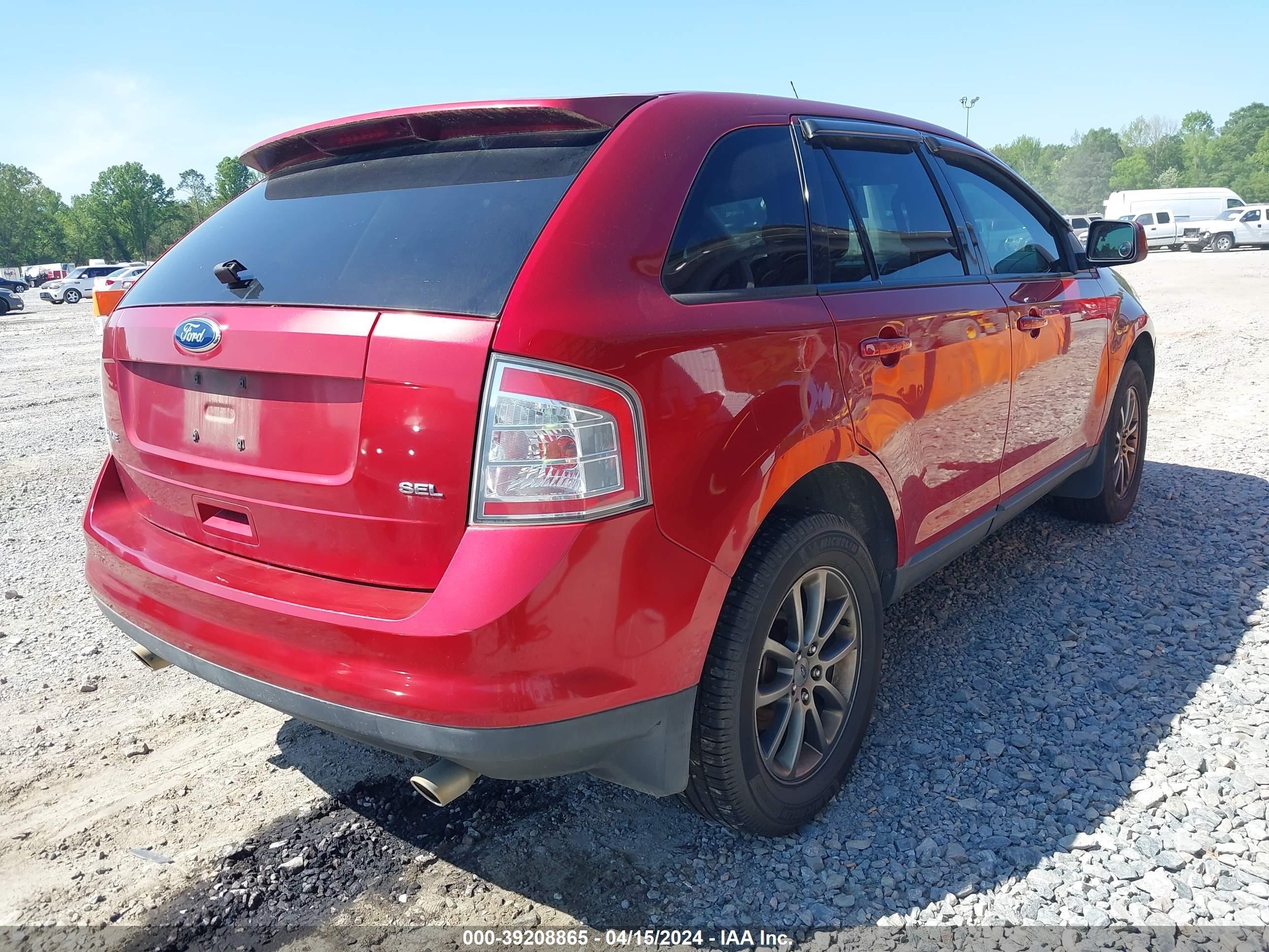 Photo 3 VIN: 2FMDK38C88BB29363 - FORD EDGE 