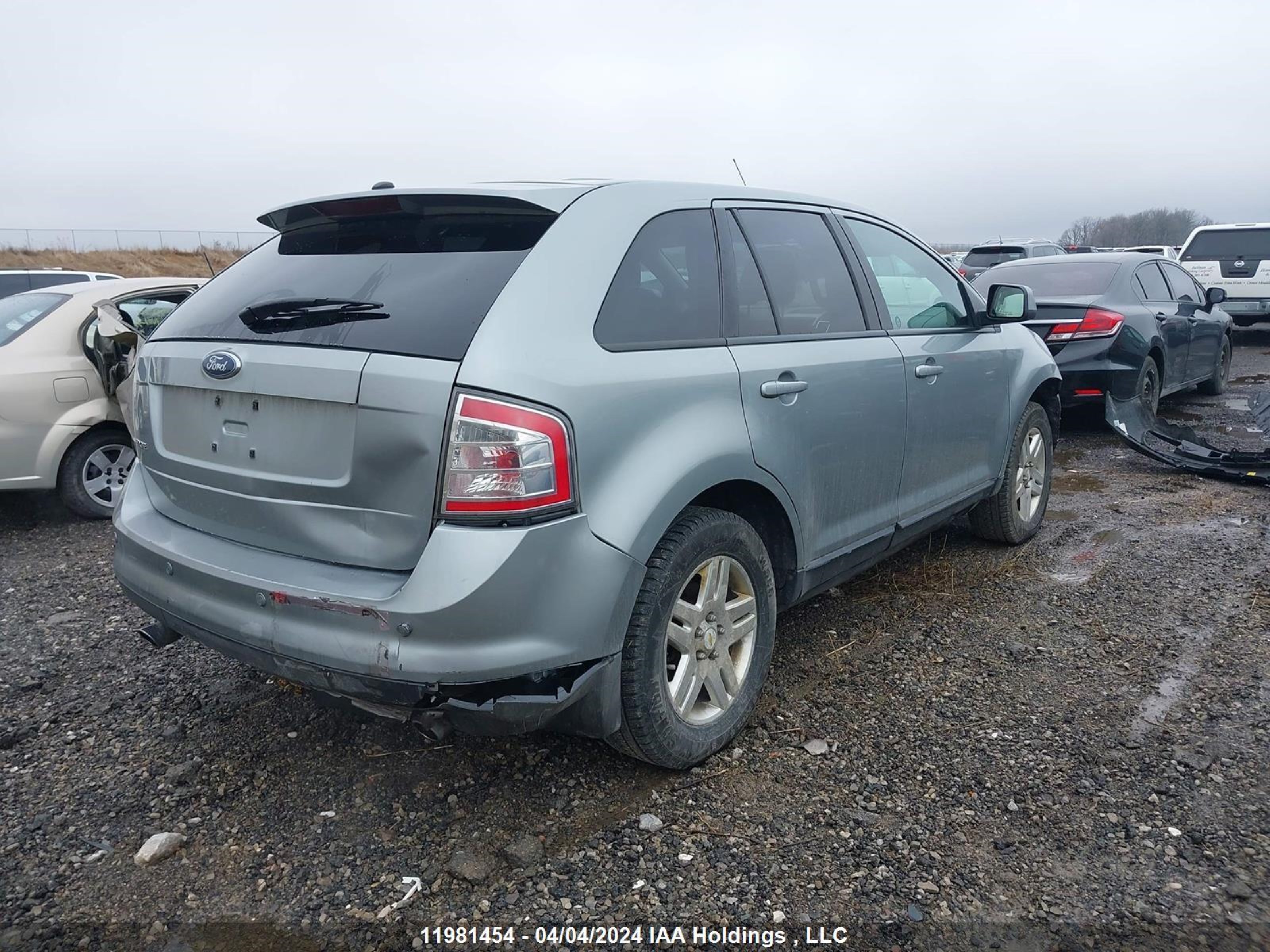 Photo 3 VIN: 2FMDK38C97BA45096 - FORD EDGE 