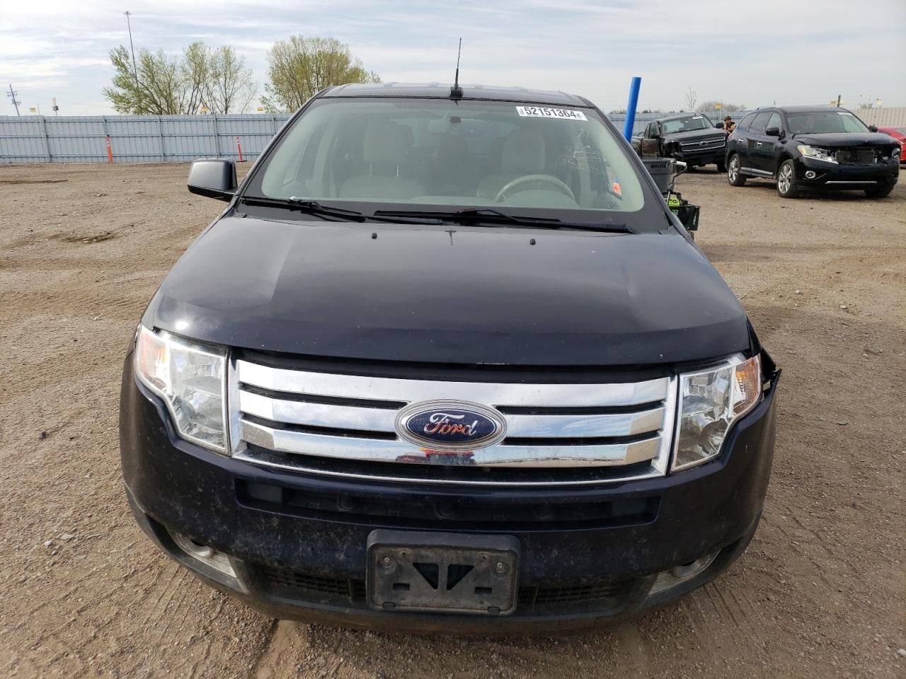 Photo 4 VIN: 2FMDK38CX8BA11833 - FORD EDGE 