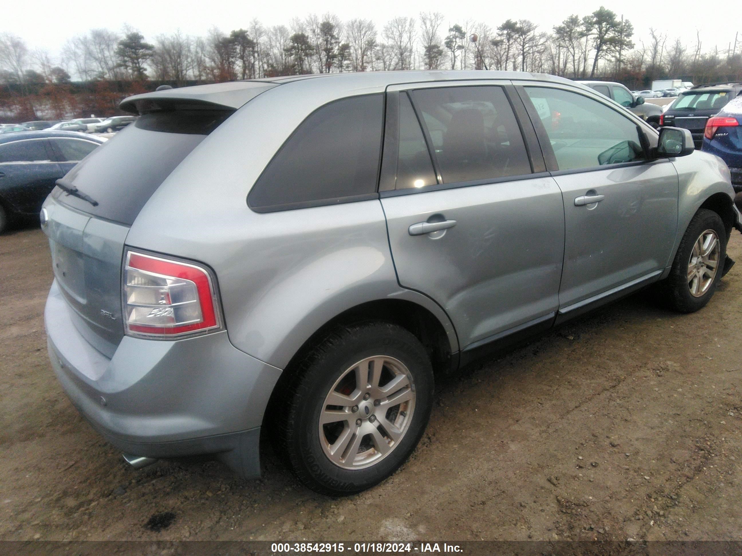 Photo 3 VIN: 2FMDK39C07BB66033 - FORD EDGE 