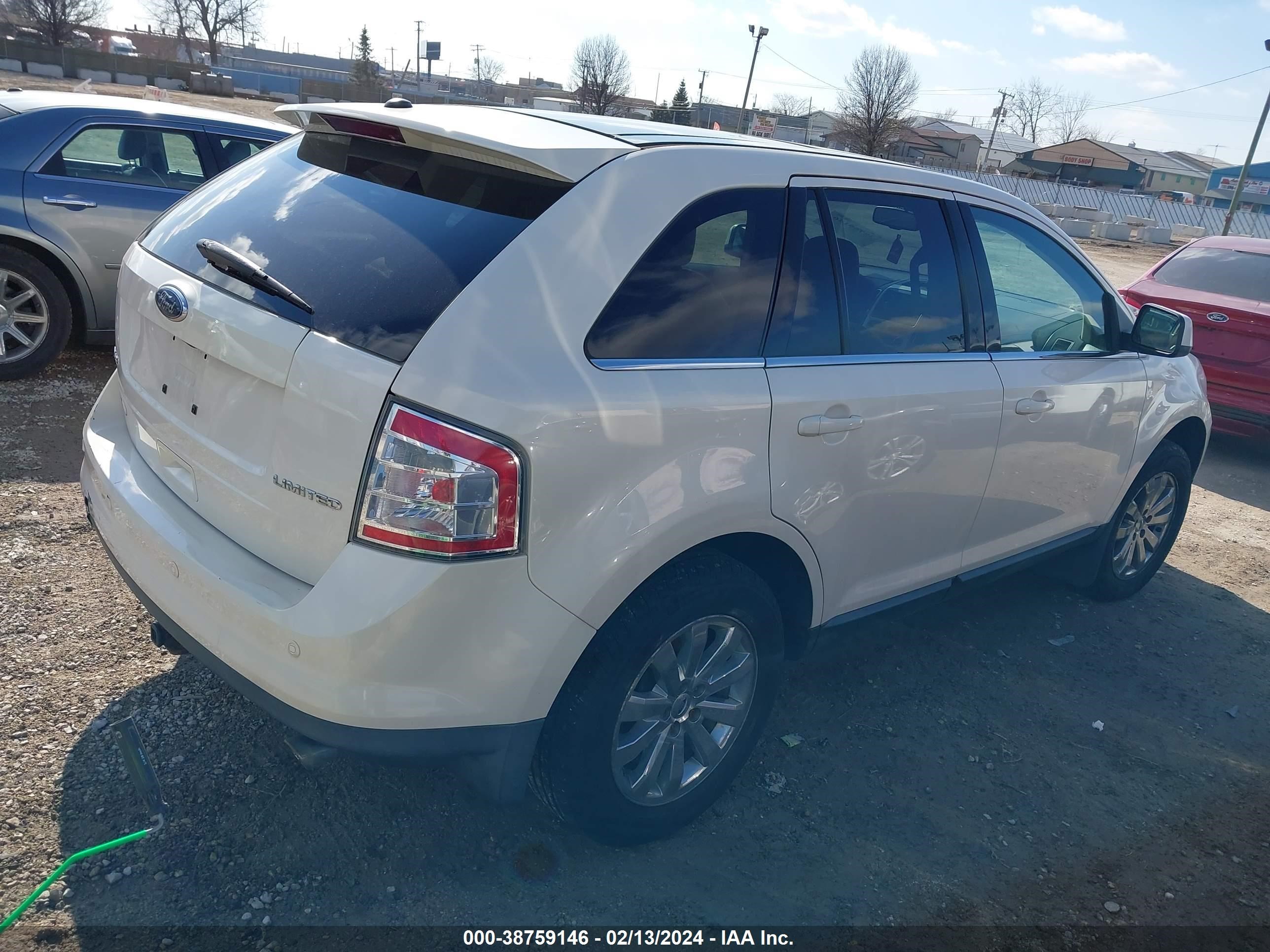 Photo 3 VIN: 2FMDK39C08BA02220 - FORD EDGE 