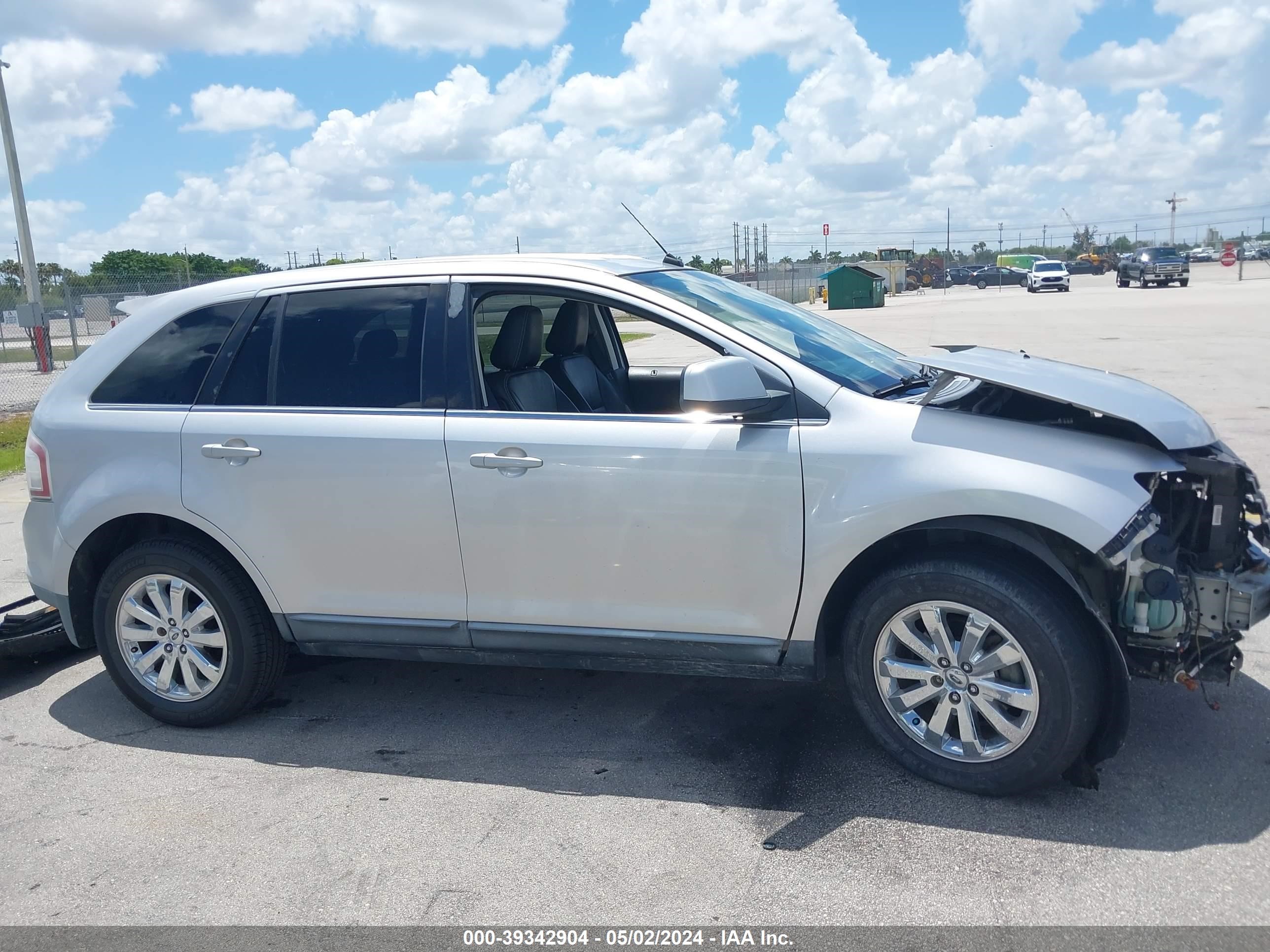 Photo 11 VIN: 2FMDK39C09BB05171 - FORD EDGE 