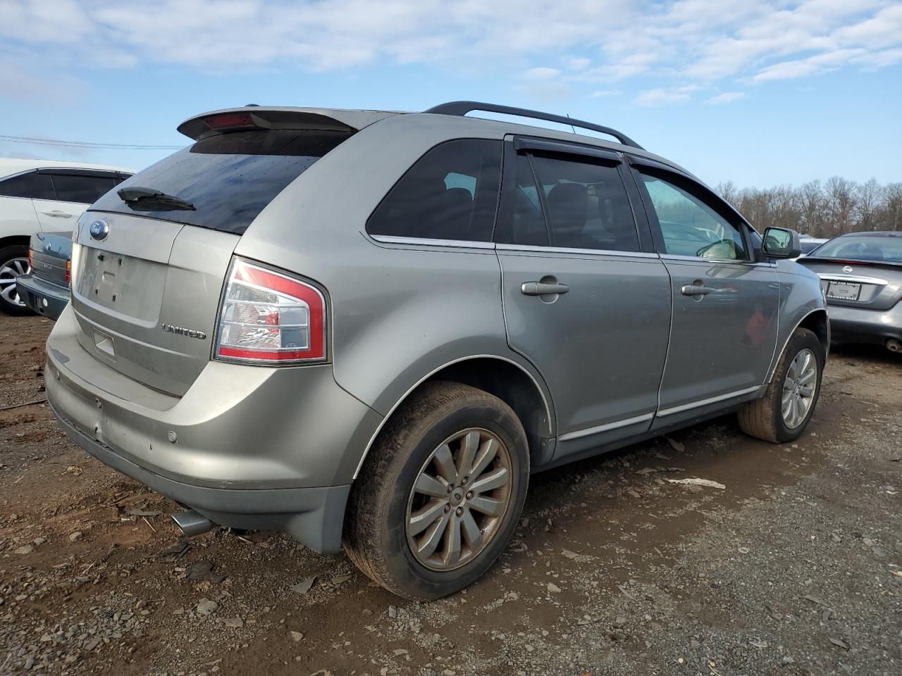 Photo 2 VIN: 2FMDK39C18BA83423 - FORD EDGE 