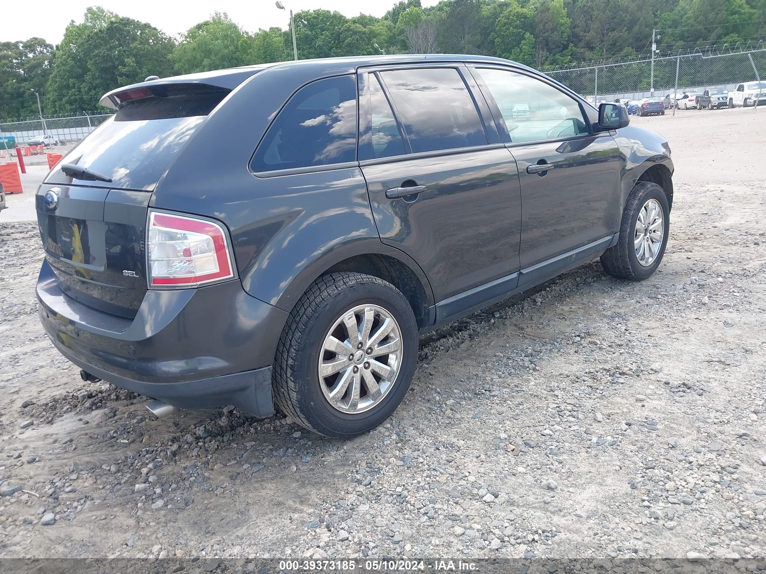 Photo 3 VIN: 2FMDK39C27BA64040 - FORD EDGE 