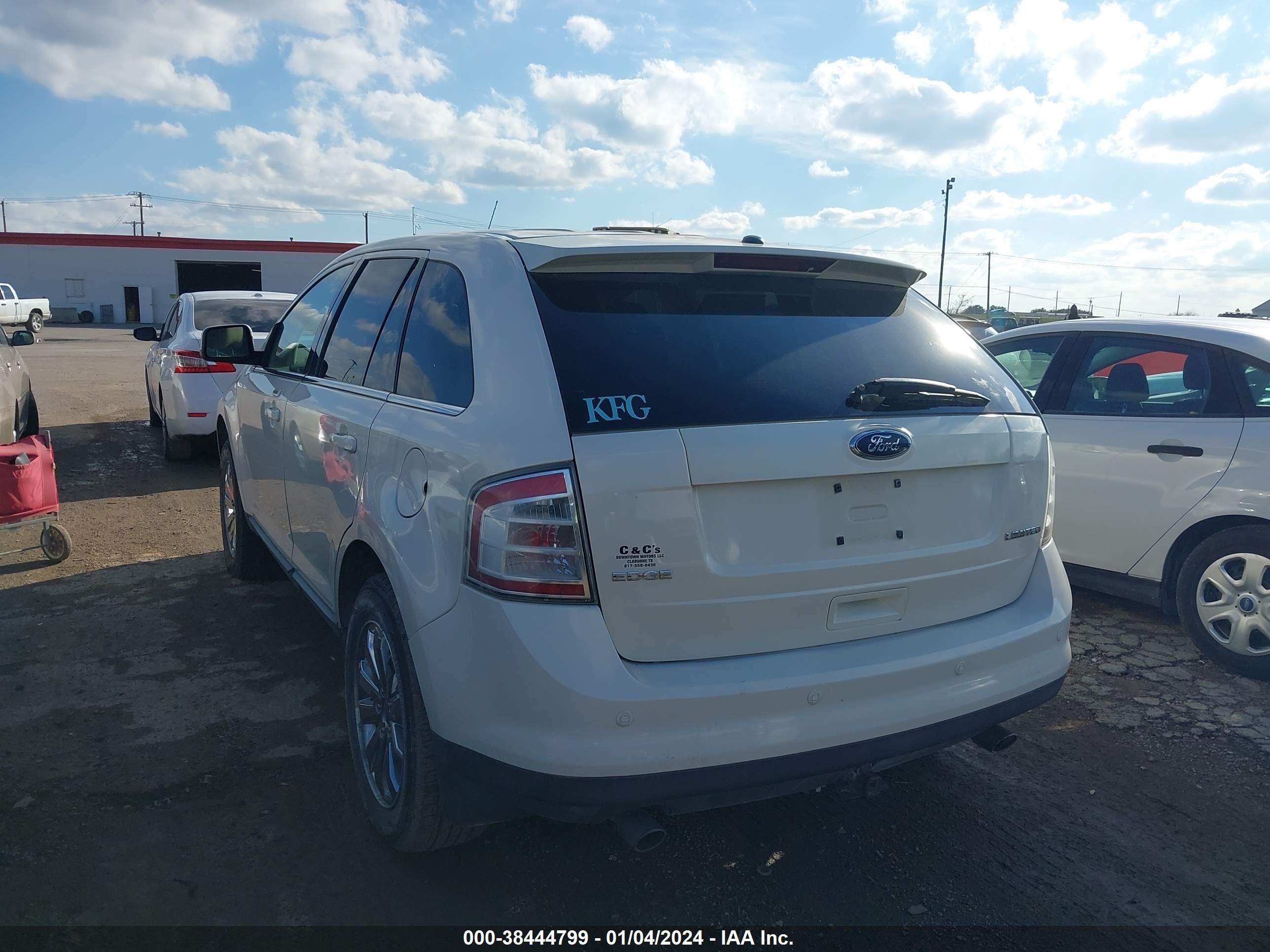 Photo 2 VIN: 2FMDK39C38BA56126 - FORD EDGE 