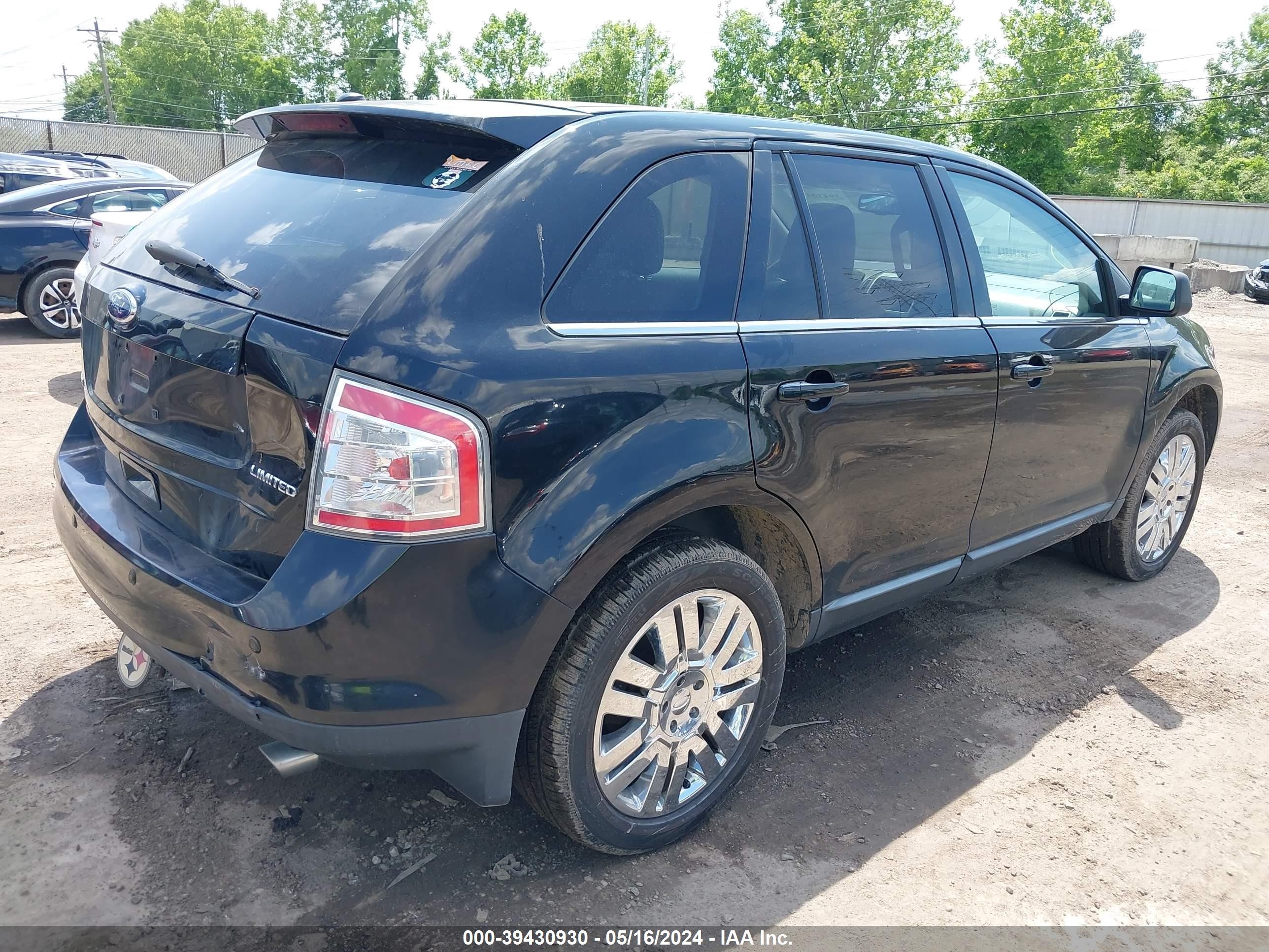 Photo 3 VIN: 2FMDK39C48BA53946 - FORD EDGE 