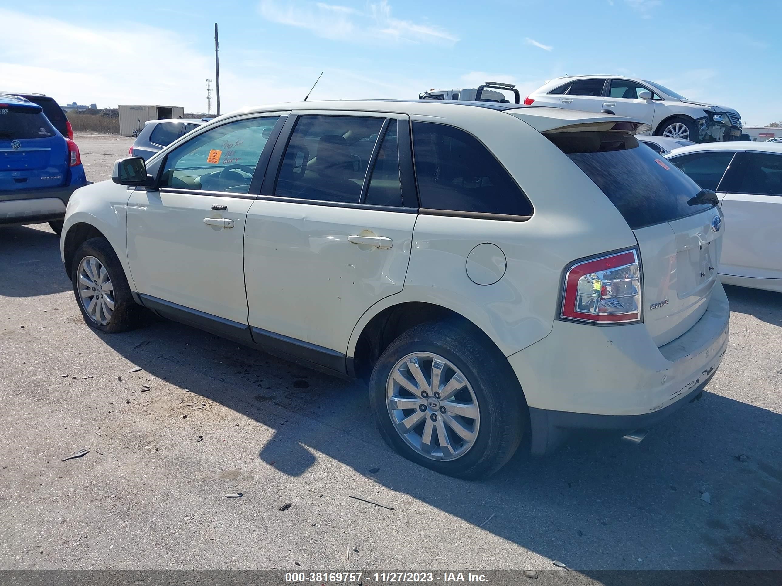 Photo 2 VIN: 2FMDK39C77BB60391 - FORD EDGE 