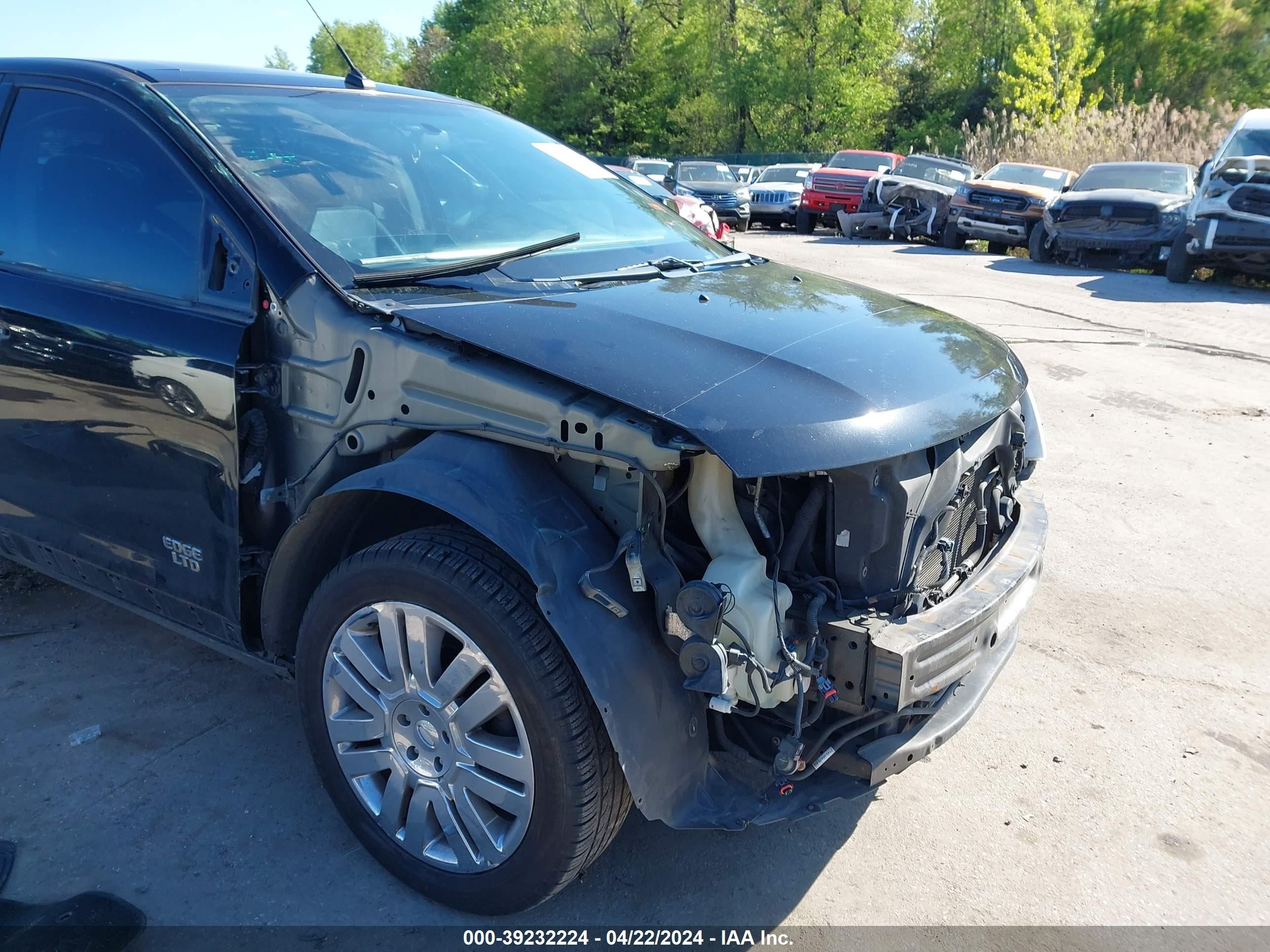 Photo 18 VIN: 2FMDK39C78BA98525 - FORD EDGE 