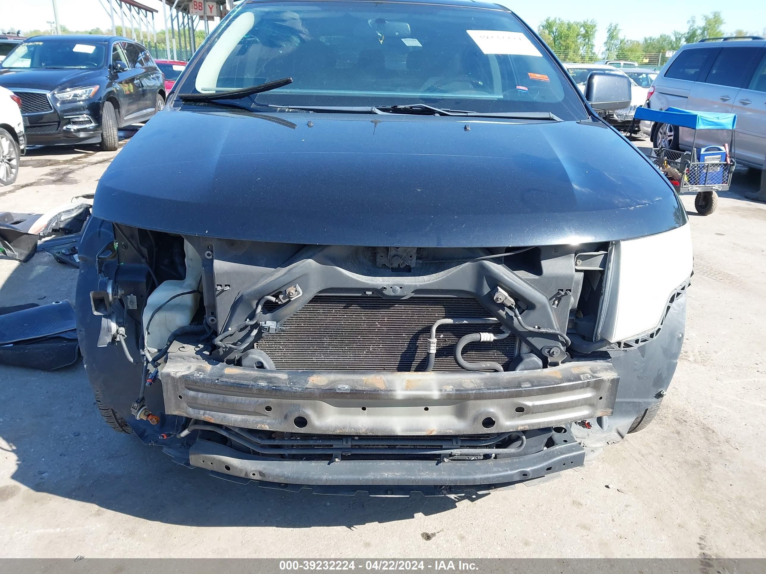 Photo 5 VIN: 2FMDK39C78BA98525 - FORD EDGE 