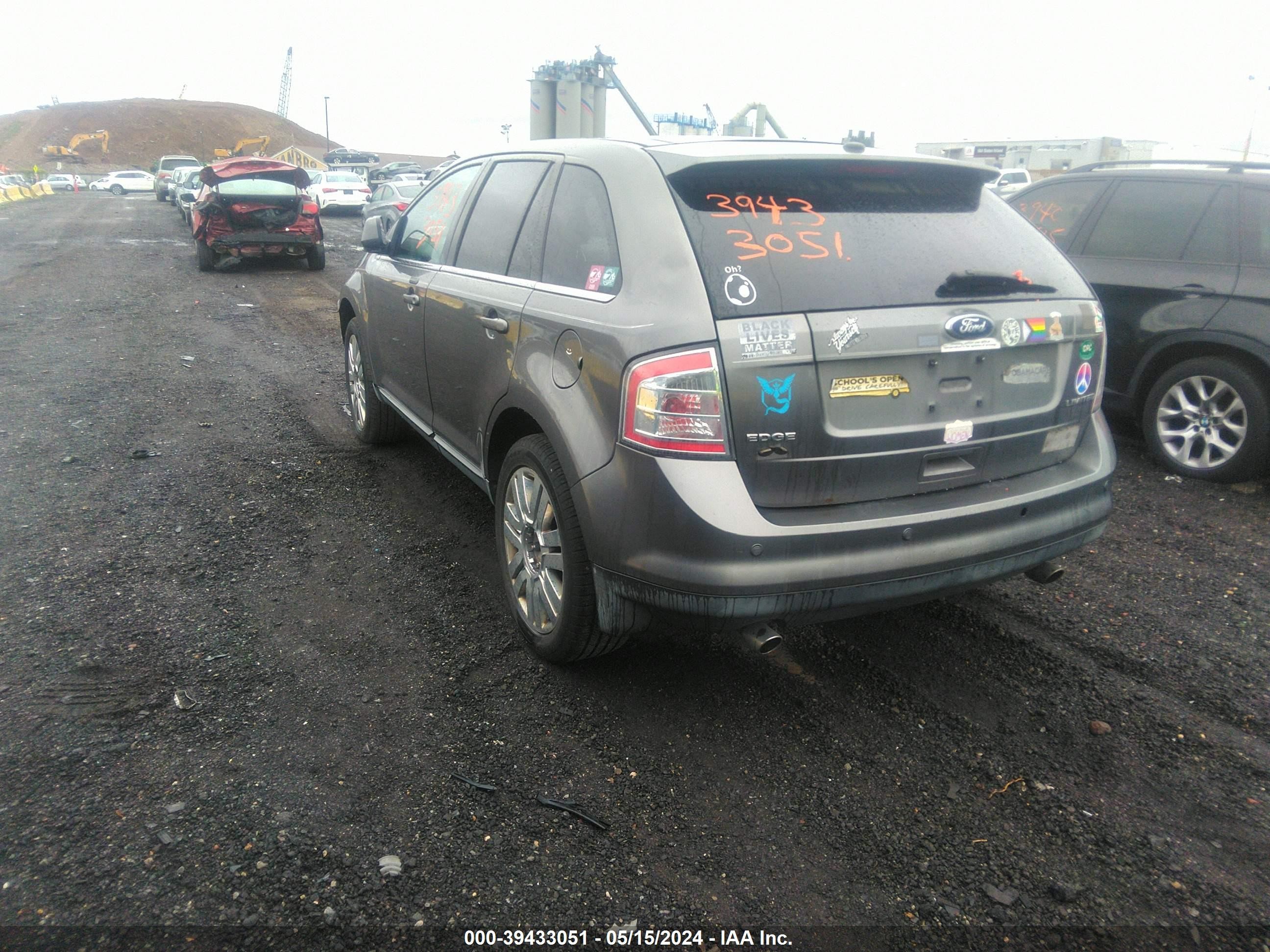 Photo 2 VIN: 2FMDK39C89BA92332 - FORD EDGE 