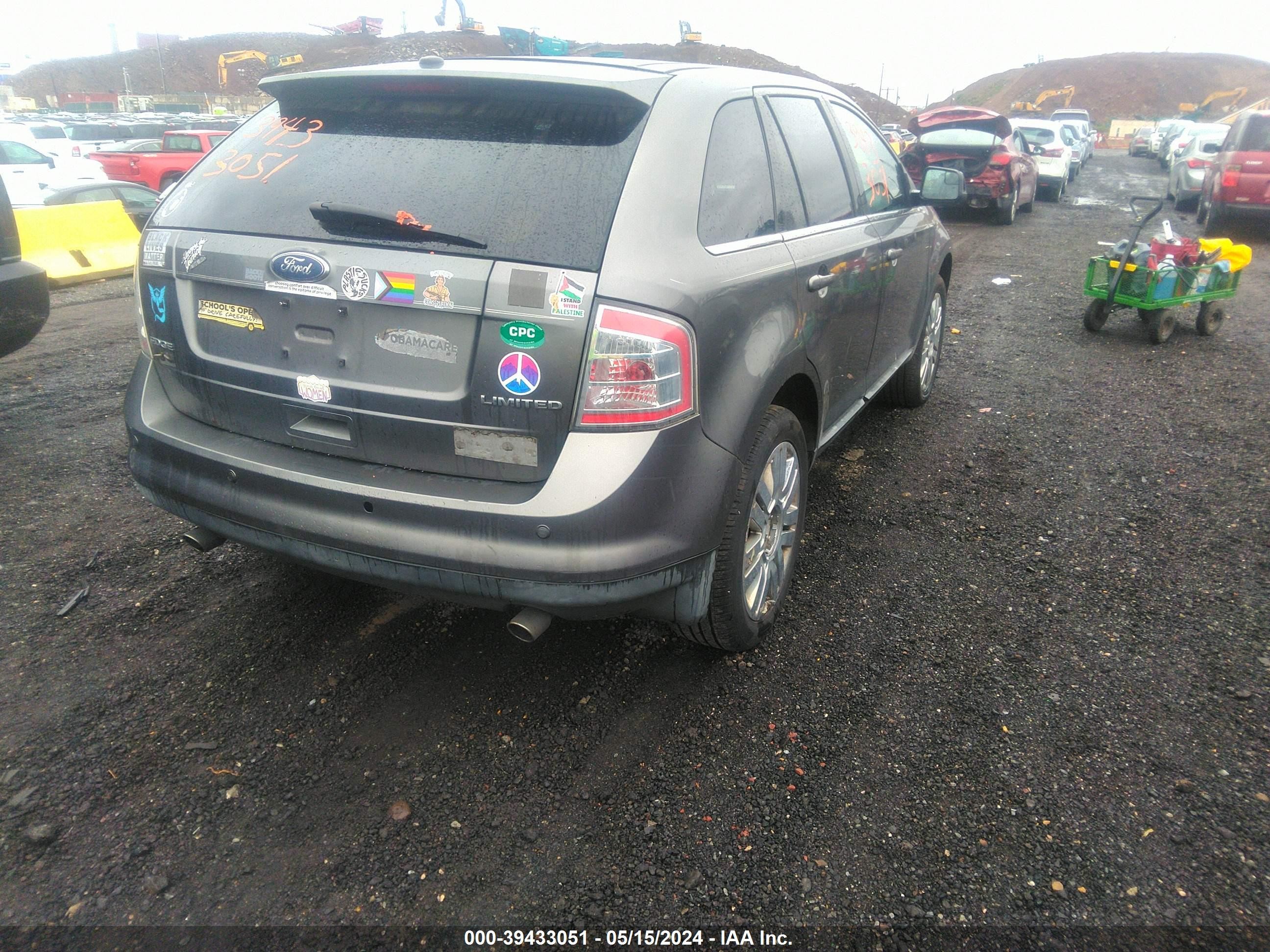 Photo 3 VIN: 2FMDK39C89BA92332 - FORD EDGE 