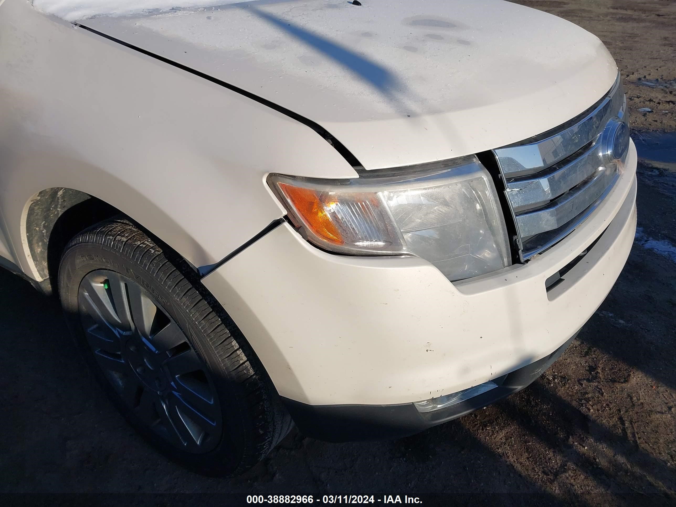 Photo 5 VIN: 2FMDK39CX8BA98096 - FORD EDGE 