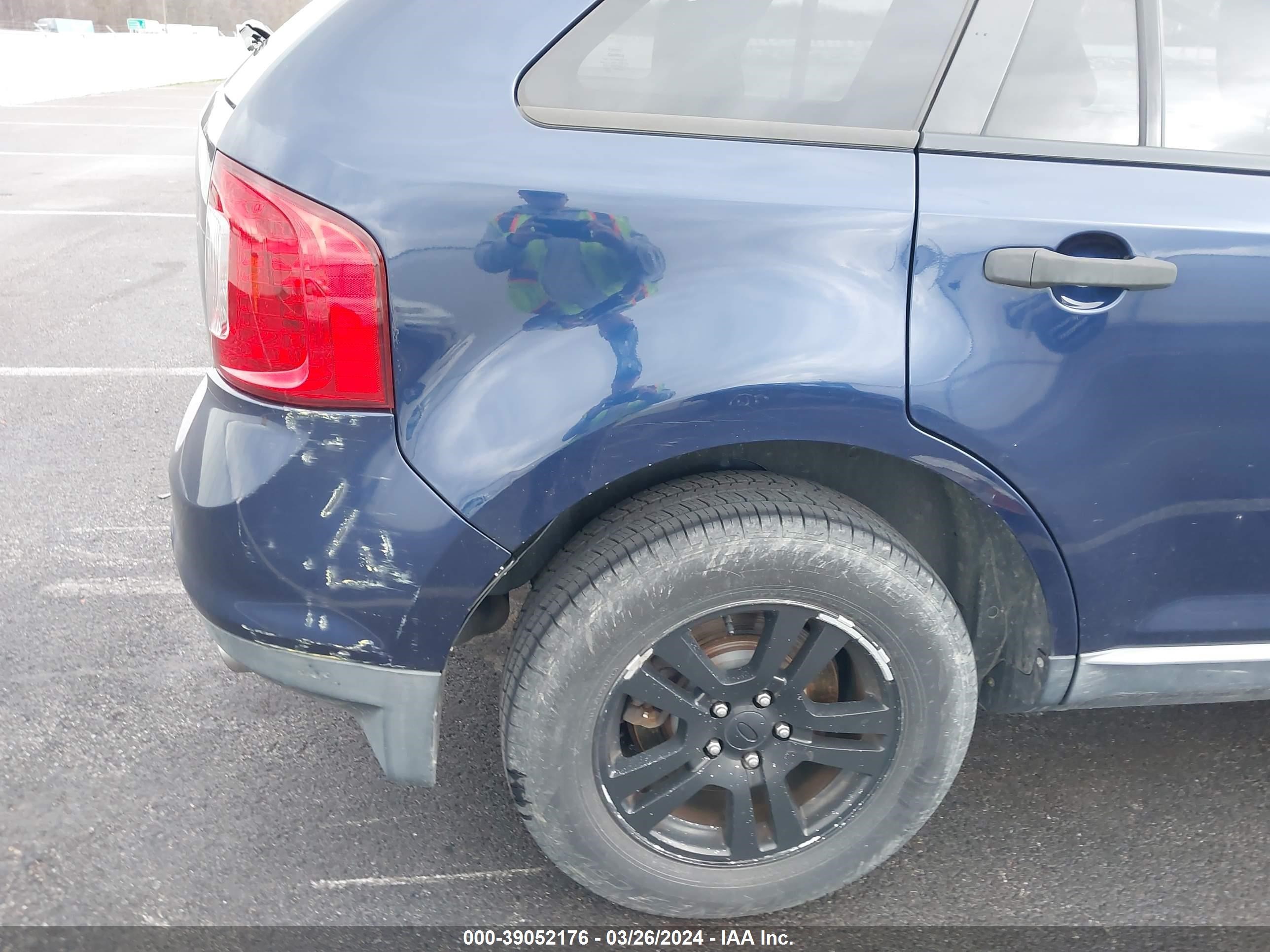 Photo 12 VIN: 2FMDK3GC4BBB13976 - FORD EDGE 