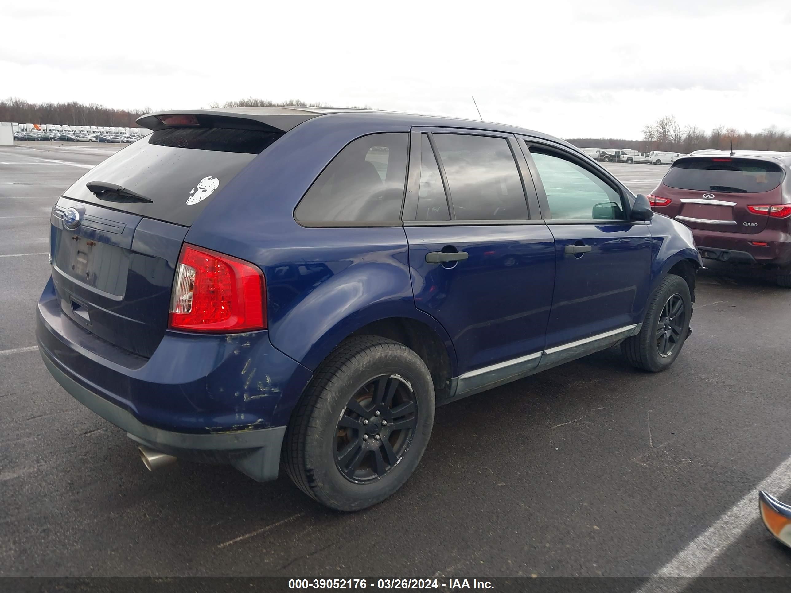 Photo 3 VIN: 2FMDK3GC4BBB13976 - FORD EDGE 