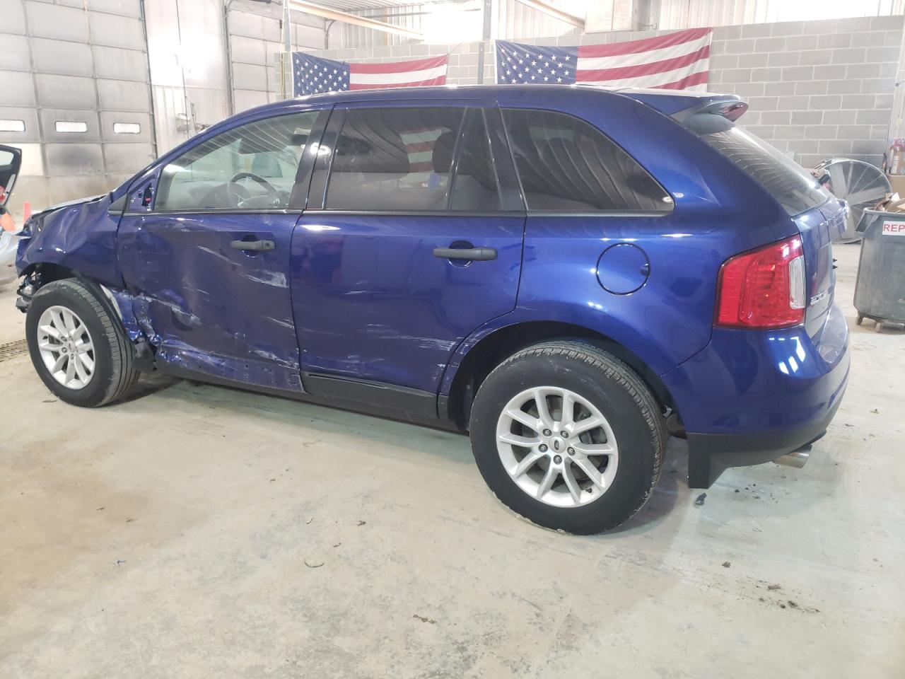 Photo 2 VIN: 2FMDK3GC6DBE25669 - FORD EDGE 