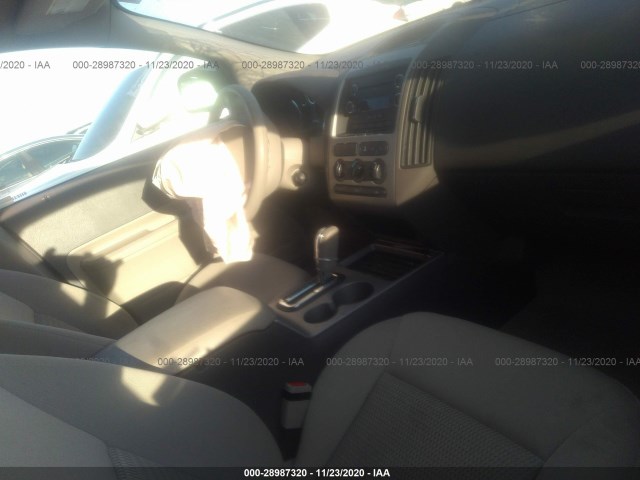 Photo 4 VIN: 2FMDK3GC7ABB12769 - FORD EDGE 