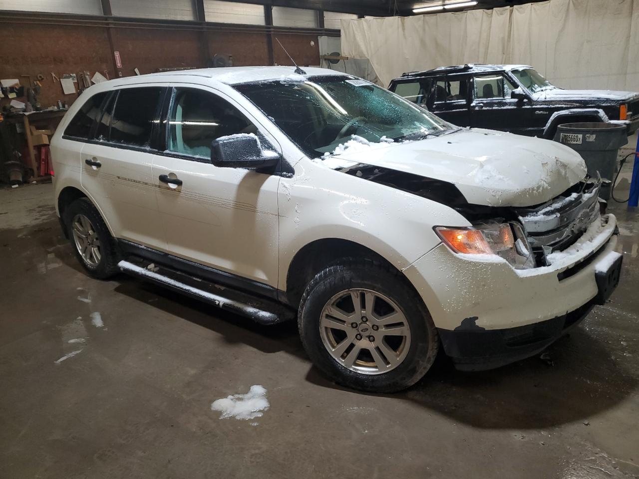 Photo 3 VIN: 2FMDK3GC8ABA84514 - FORD EDGE 