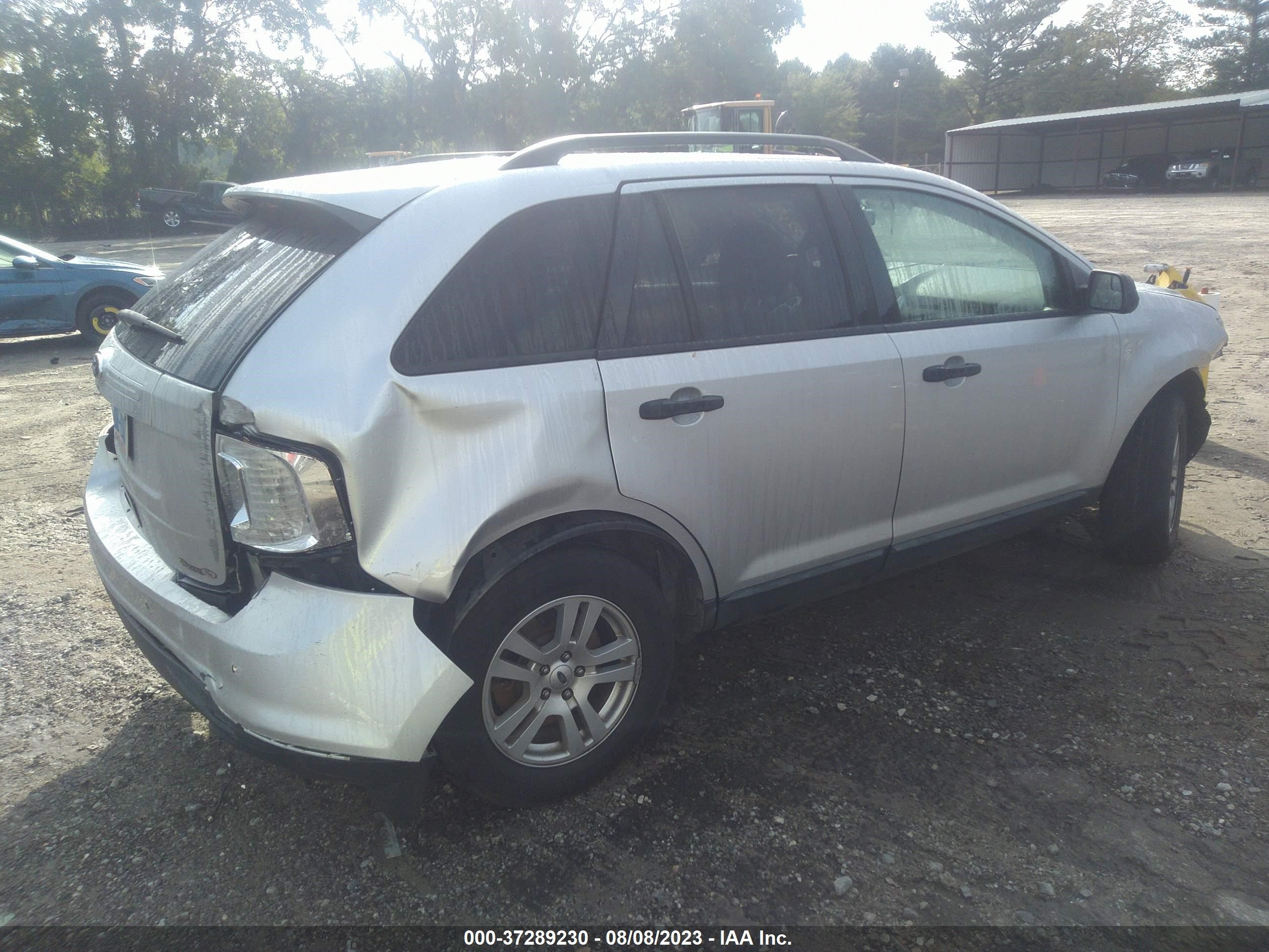 Photo 3 VIN: 2FMDK3GC8CBA88386 - FORD EDGE 