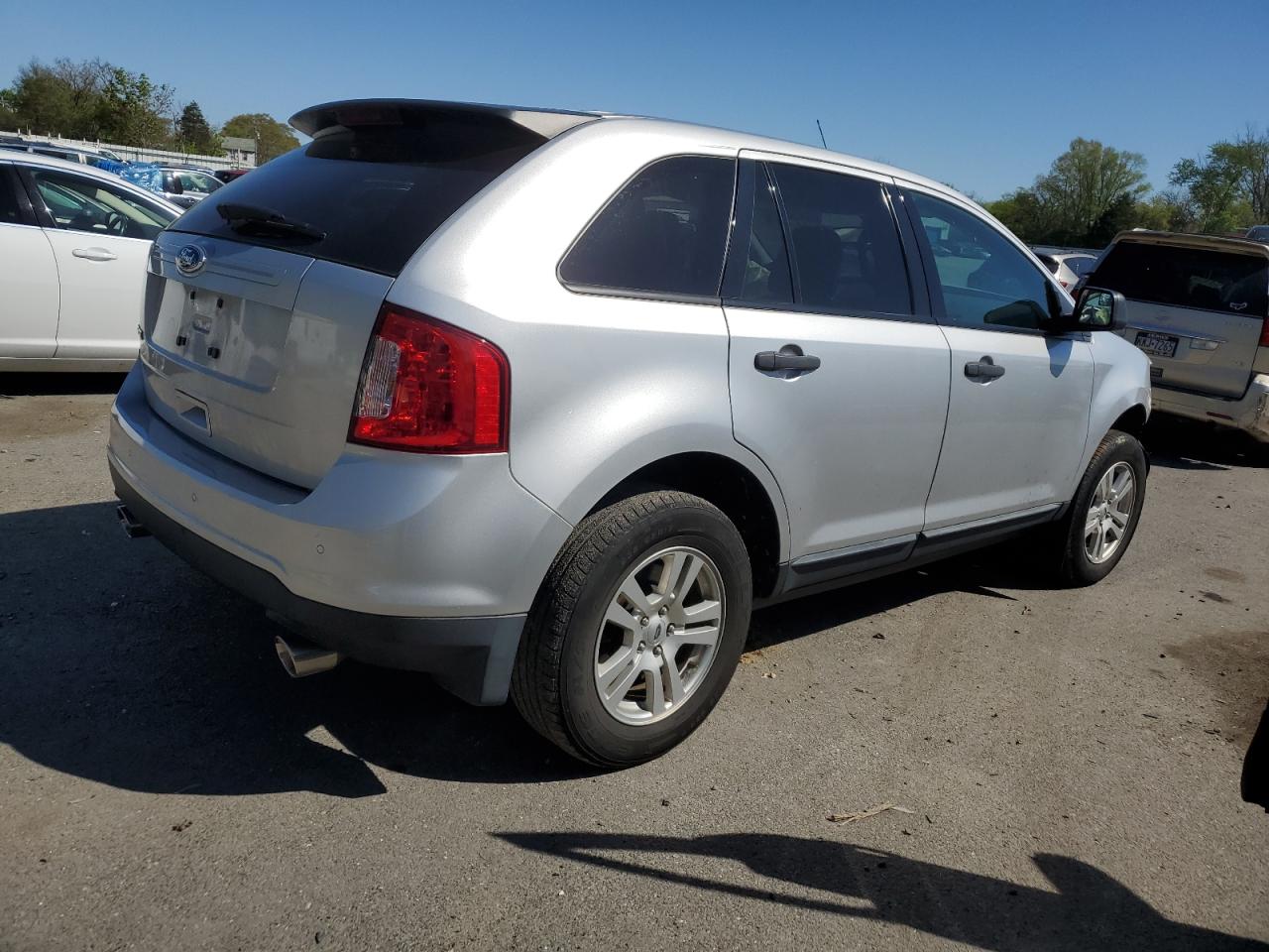 Photo 2 VIN: 2FMDK3GC9BBA46033 - FORD EDGE 