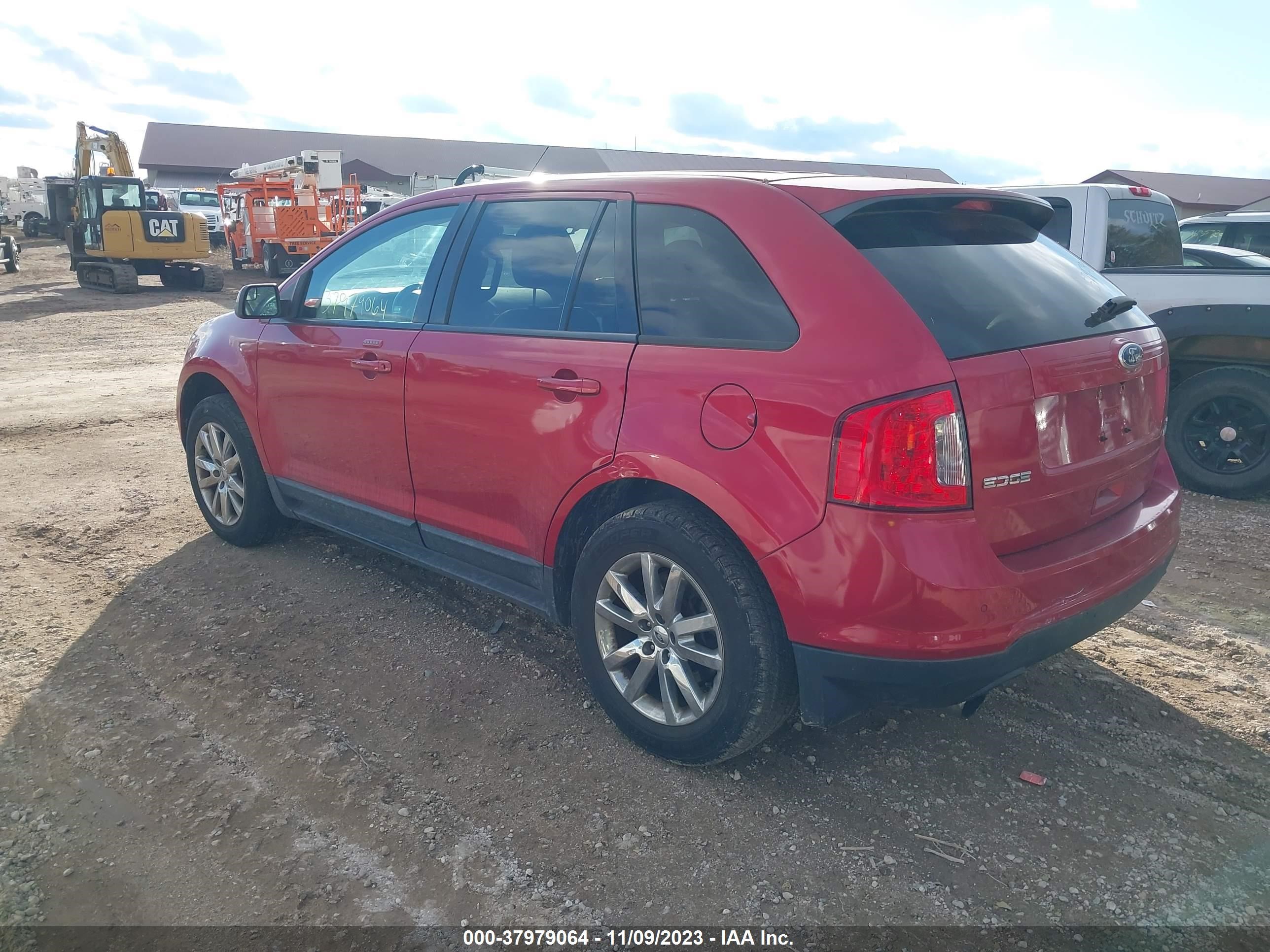 Photo 2 VIN: 2FMDK3J90CBA57064 - FORD EDGE 