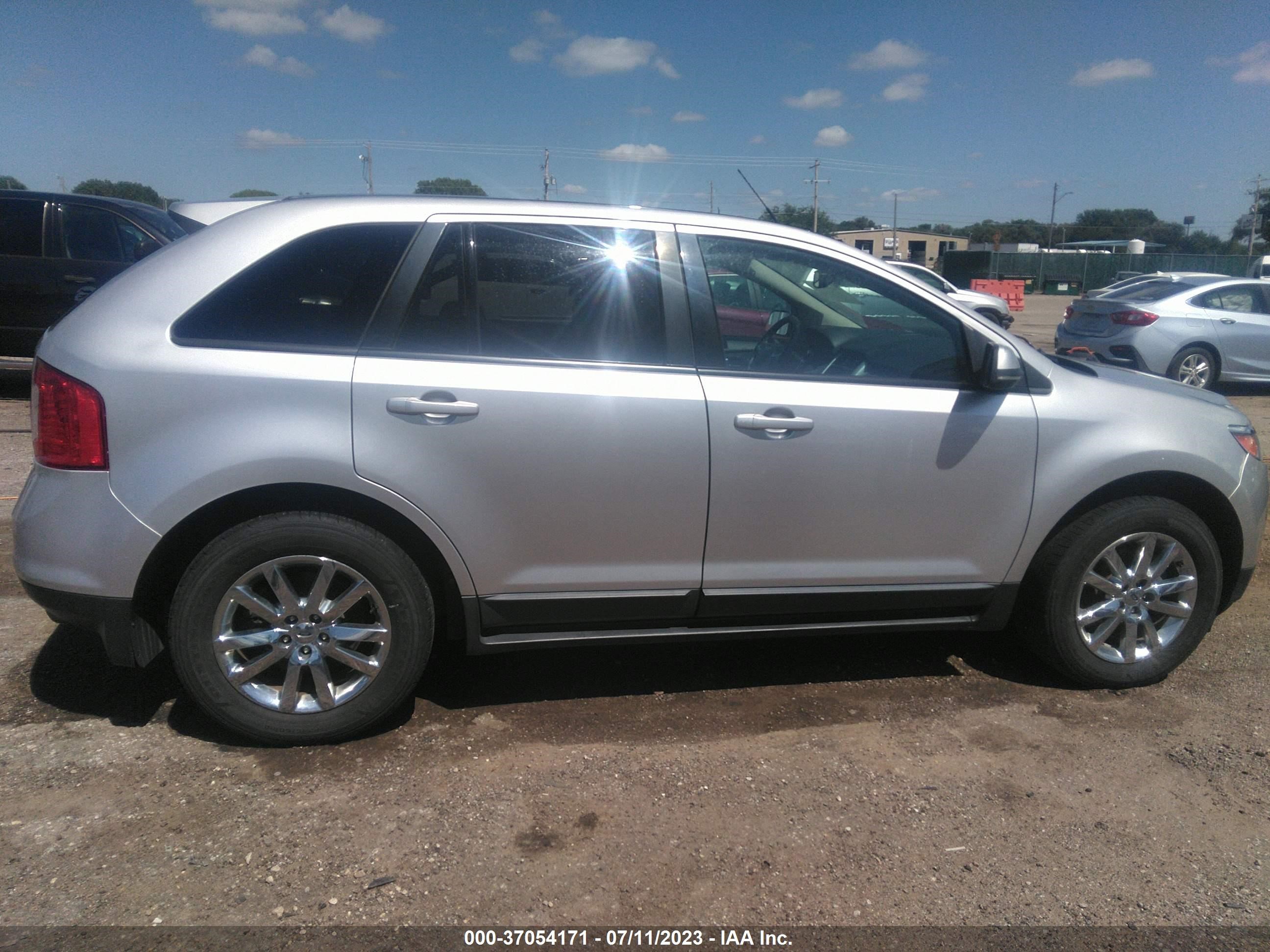 Photo 12 VIN: 2FMDK3J91DBB86321 - FORD EDGE 