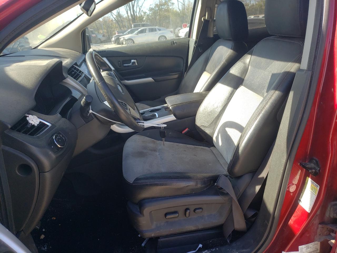 Photo 6 VIN: 2FMDK3J92DBA00267 - FORD EDGE 