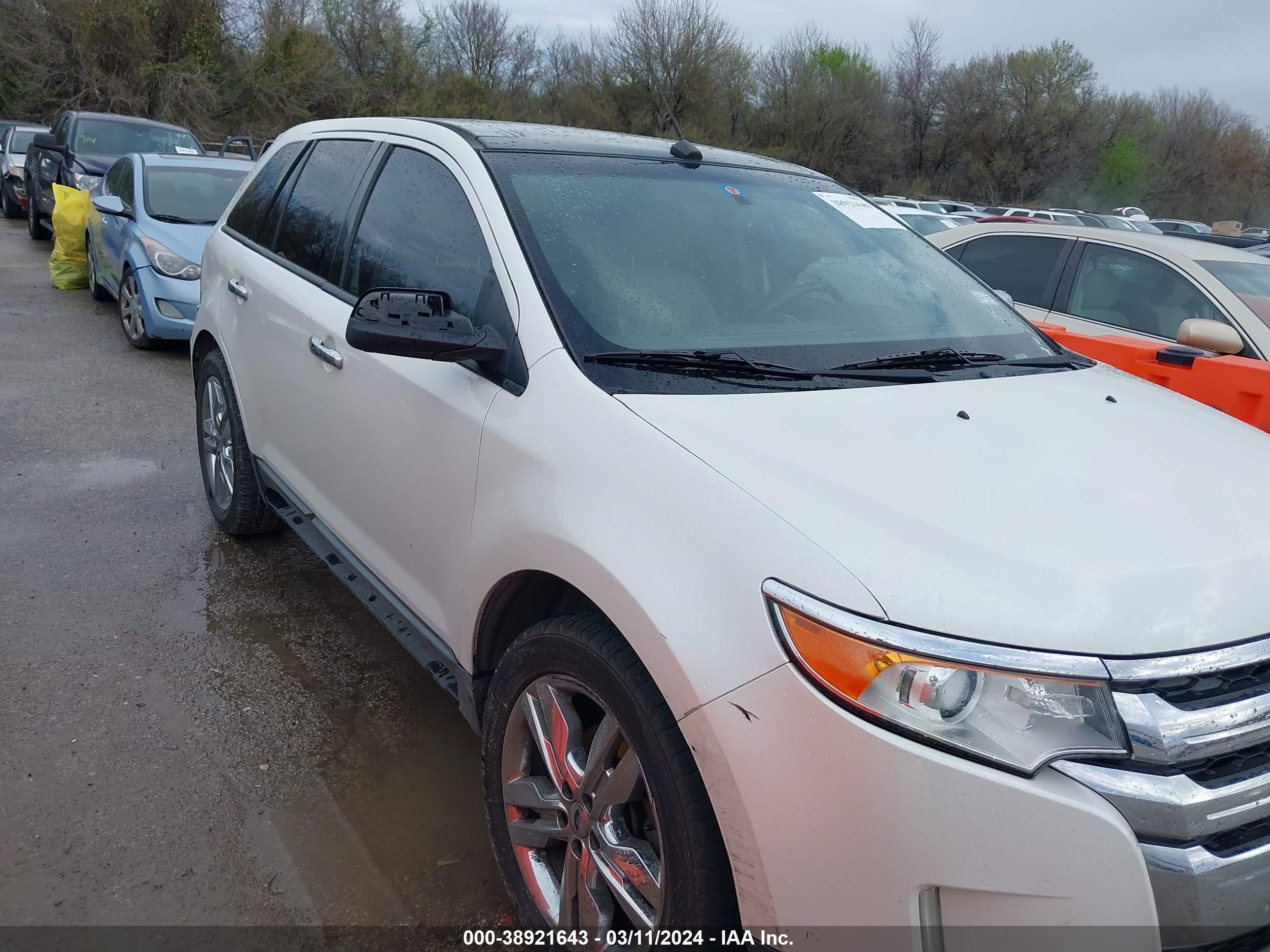 Photo 5 VIN: 2FMDK3J93CBA53431 - FORD EDGE 