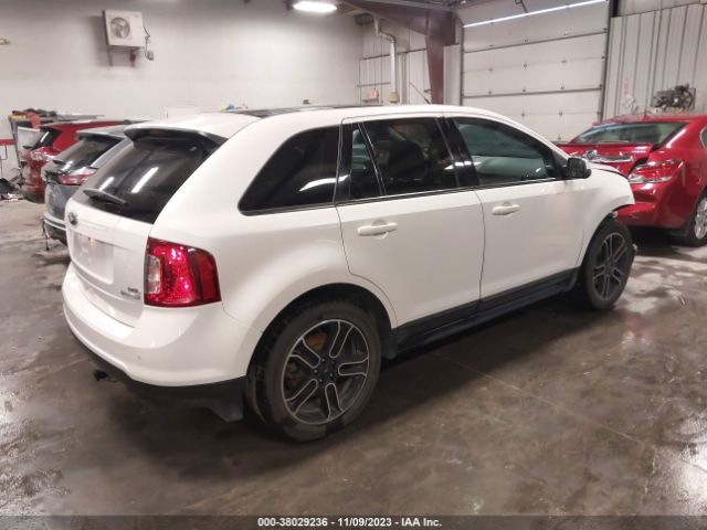 Photo 3 VIN: 2FMDK3J96DBC71395 - FORD EDGE 