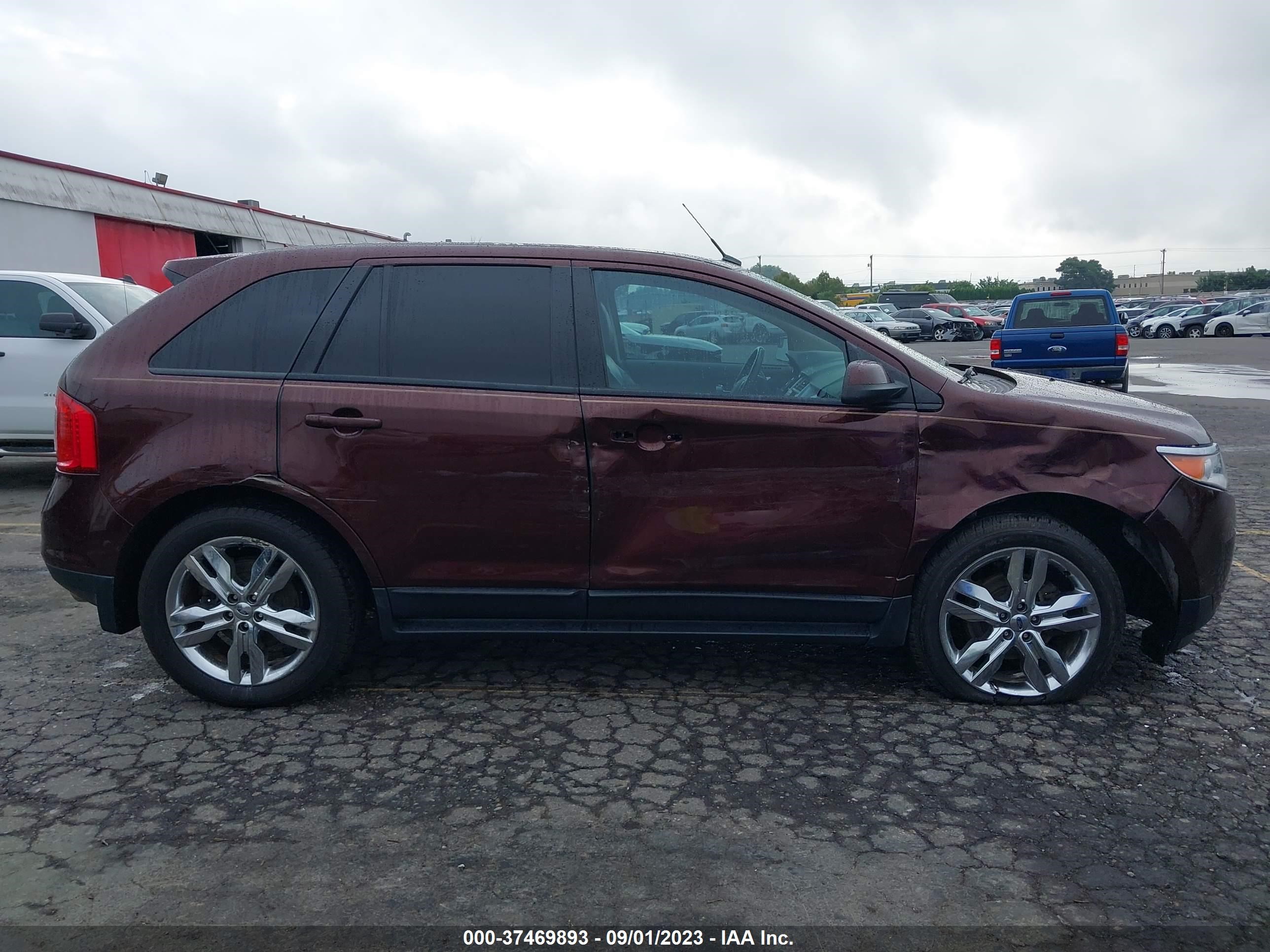 Photo 12 VIN: 2FMDK3J97CBA48037 - FORD EDGE 