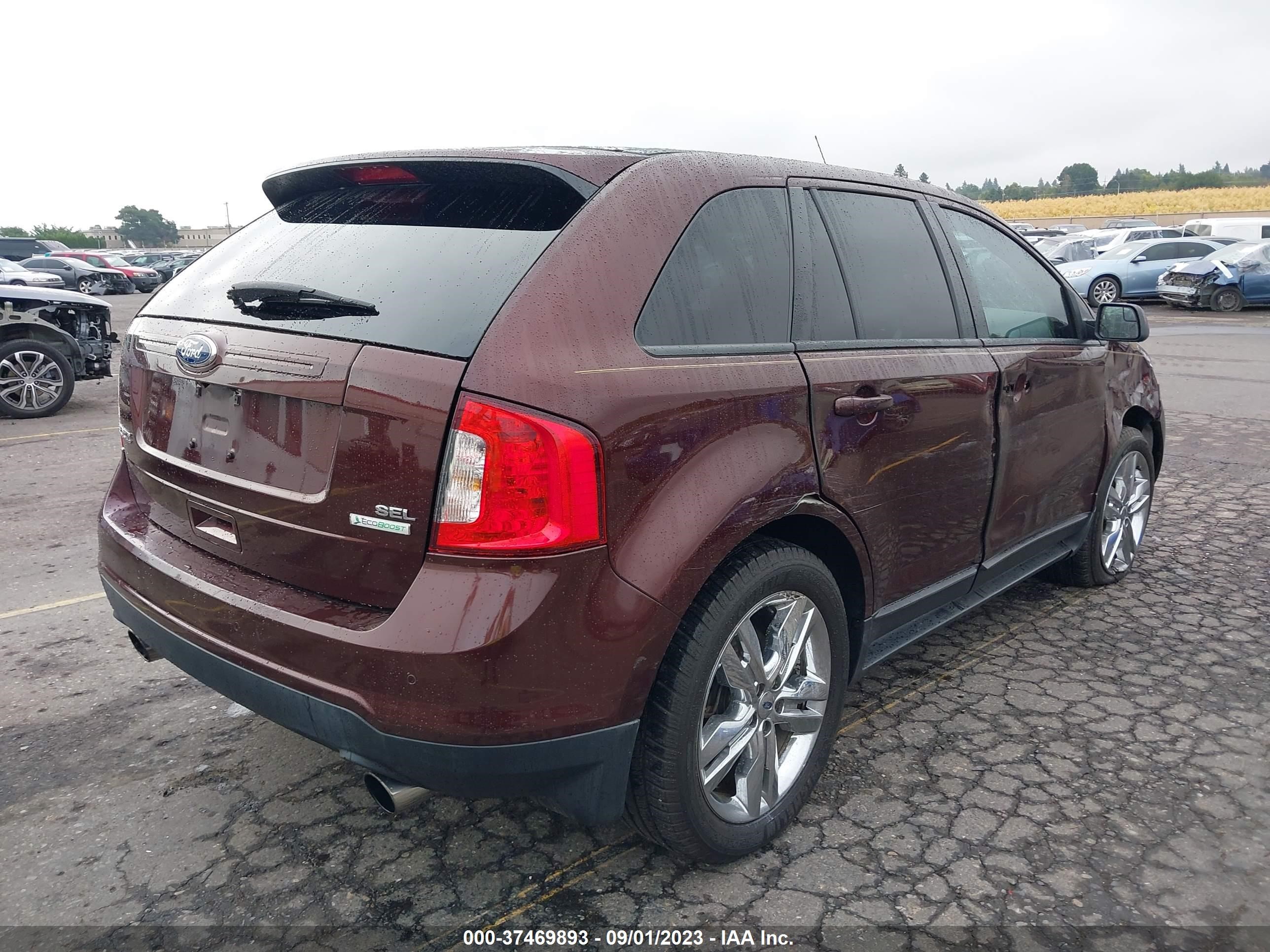 Photo 3 VIN: 2FMDK3J97CBA48037 - FORD EDGE 