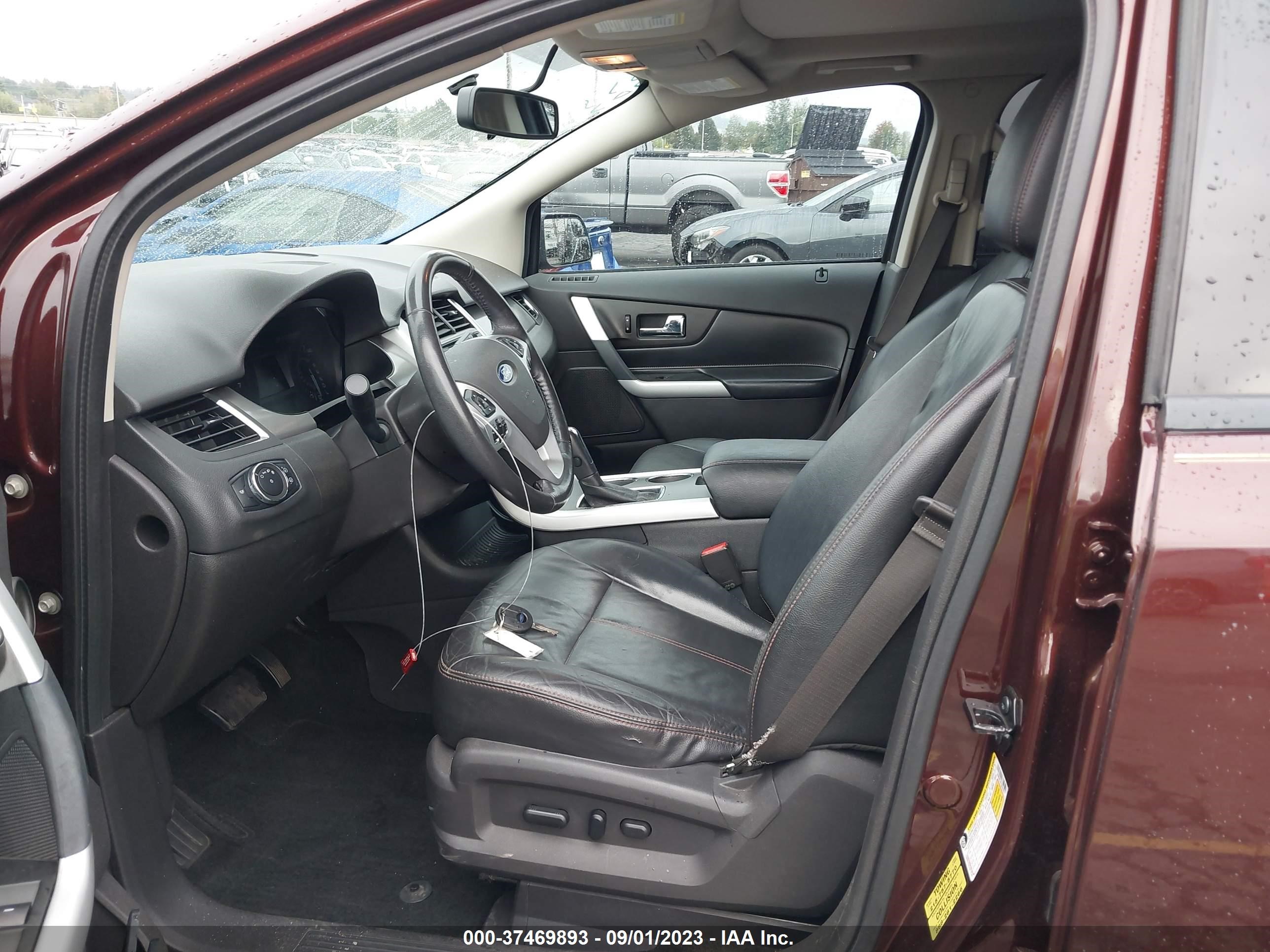 Photo 4 VIN: 2FMDK3J97CBA48037 - FORD EDGE 